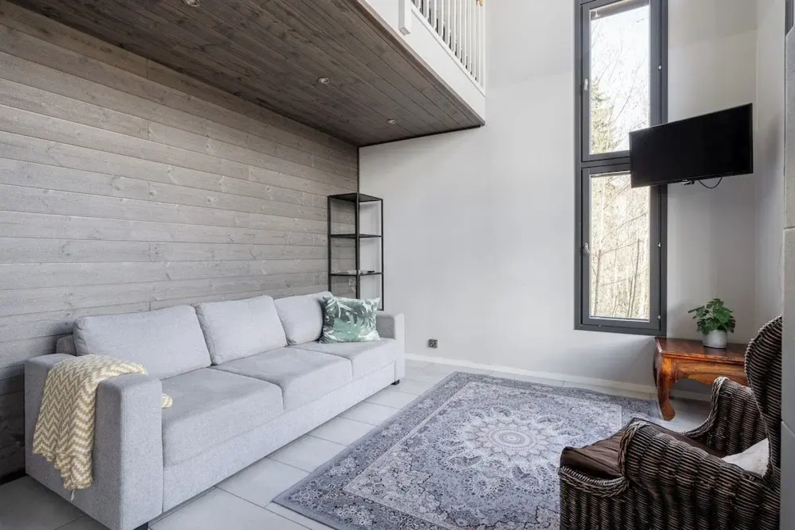 Spacious 2BR Cabin at Riihivuori Peak