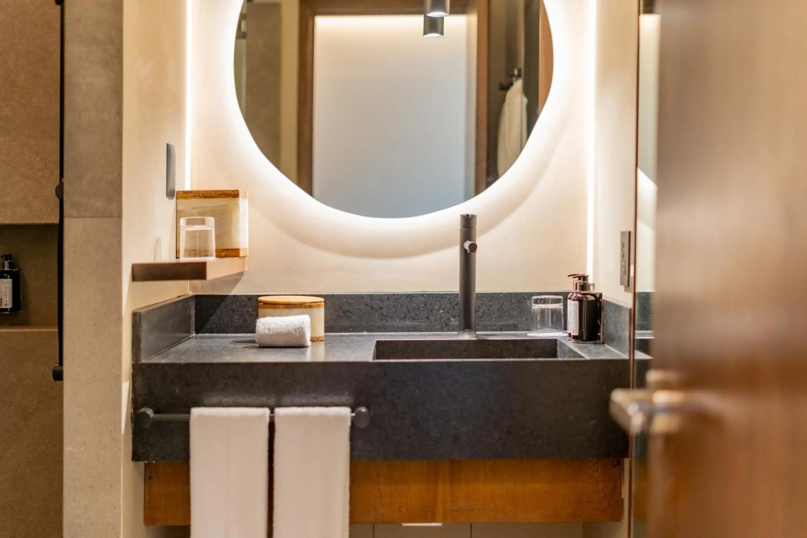 Hotel Indigo La Paz Puerta Cortes by IHG