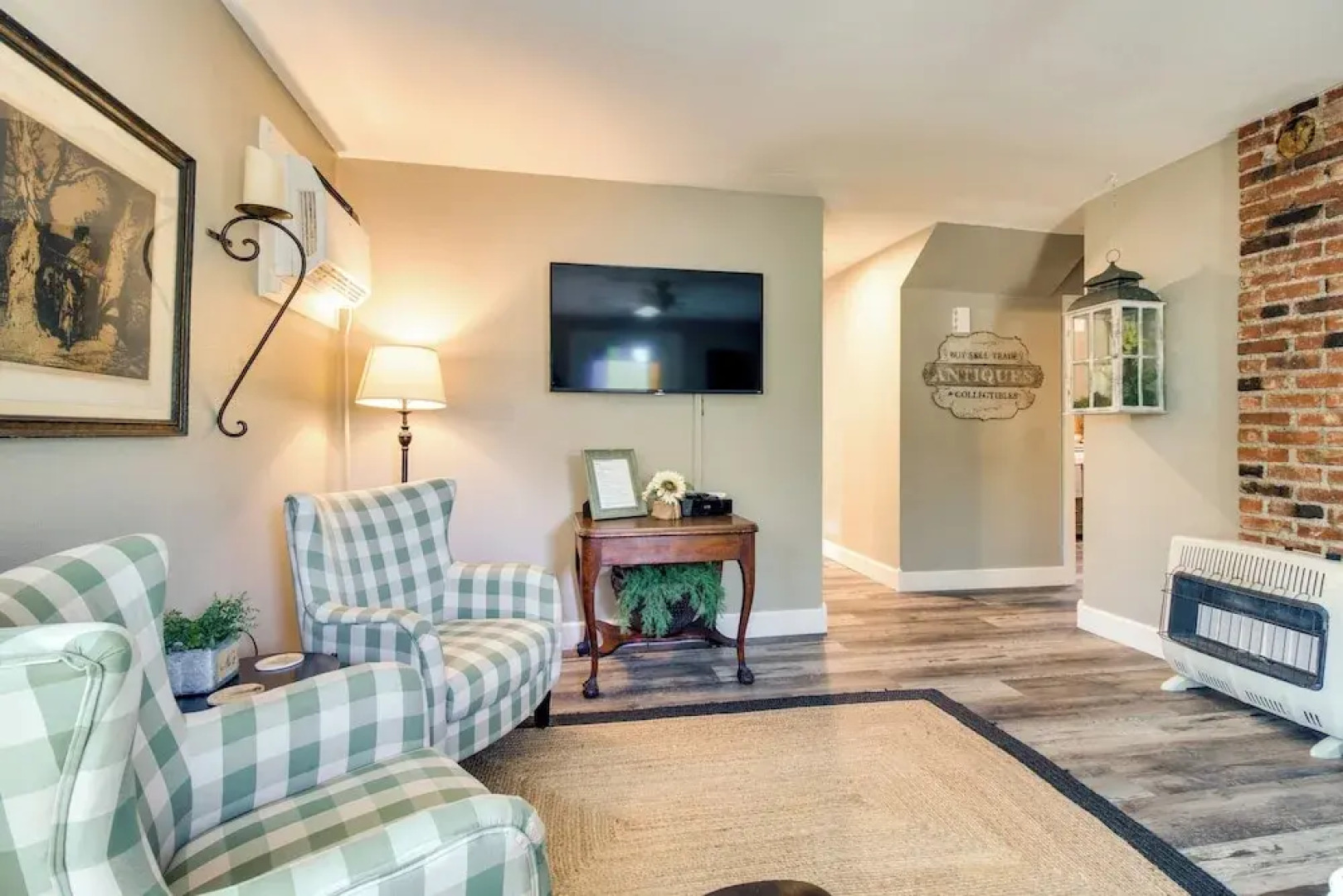 Updated Cotter Cottage: Walk to White River!