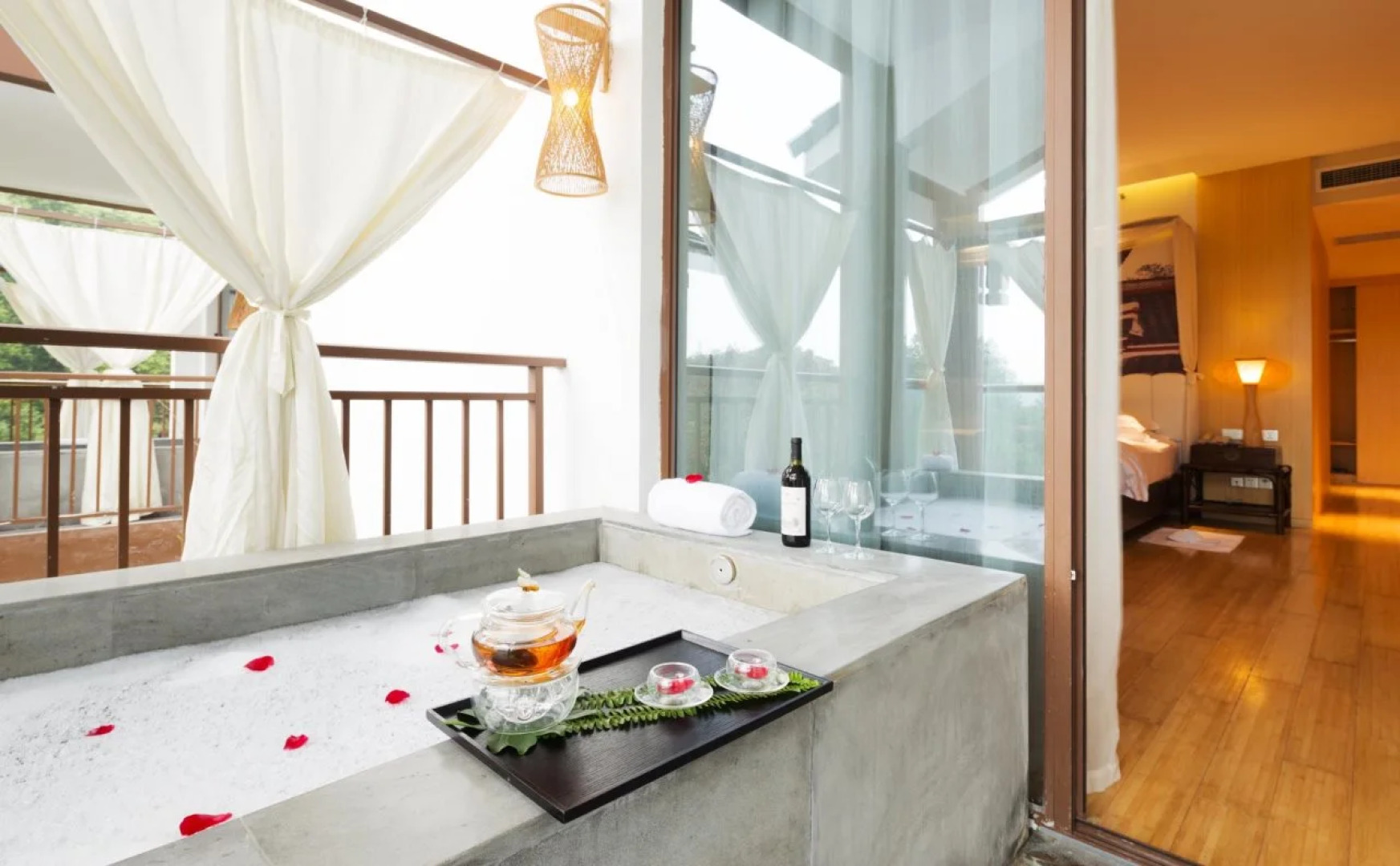 Chongqing Sheenjoy Hotel