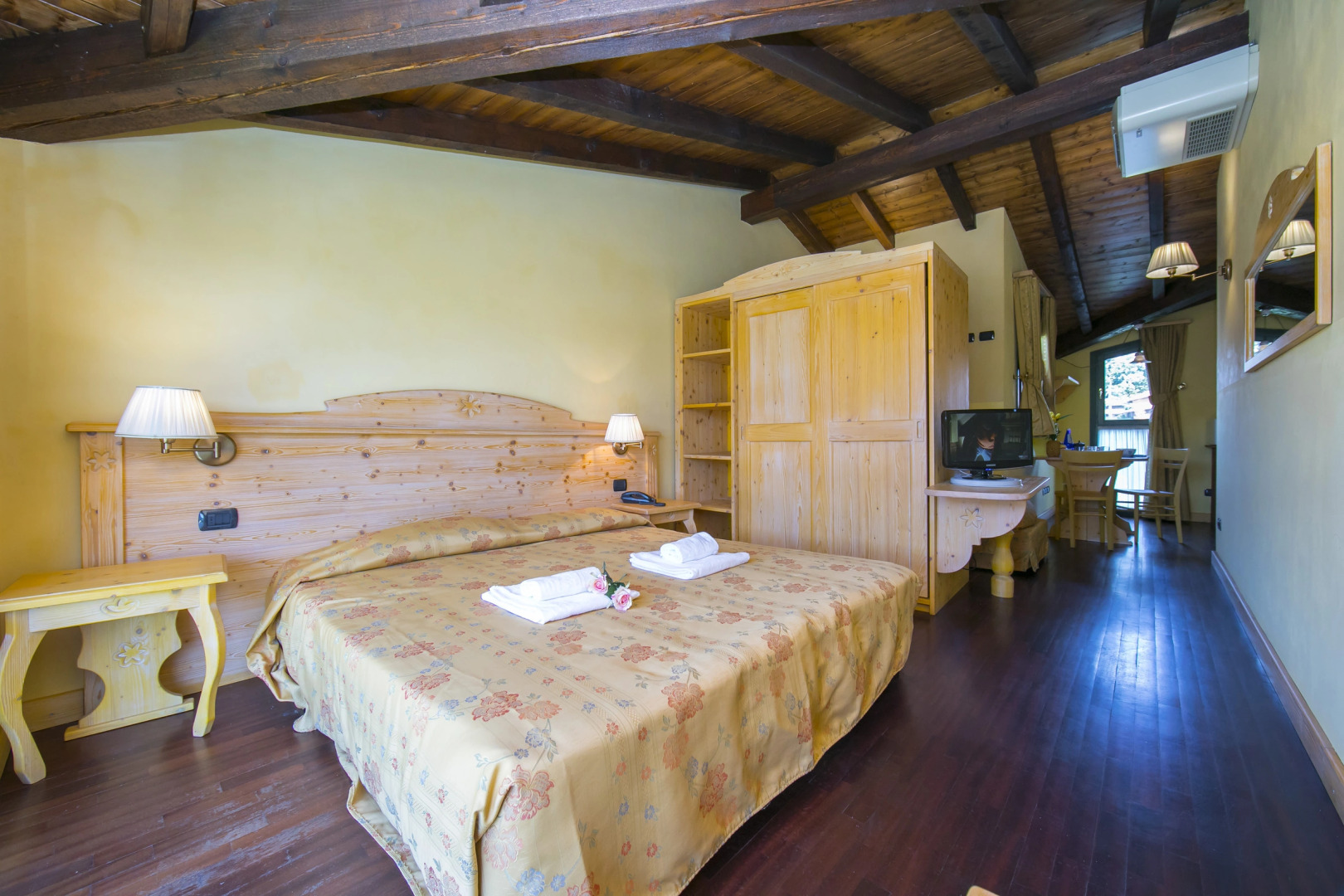 Montelago Charming Relax 3