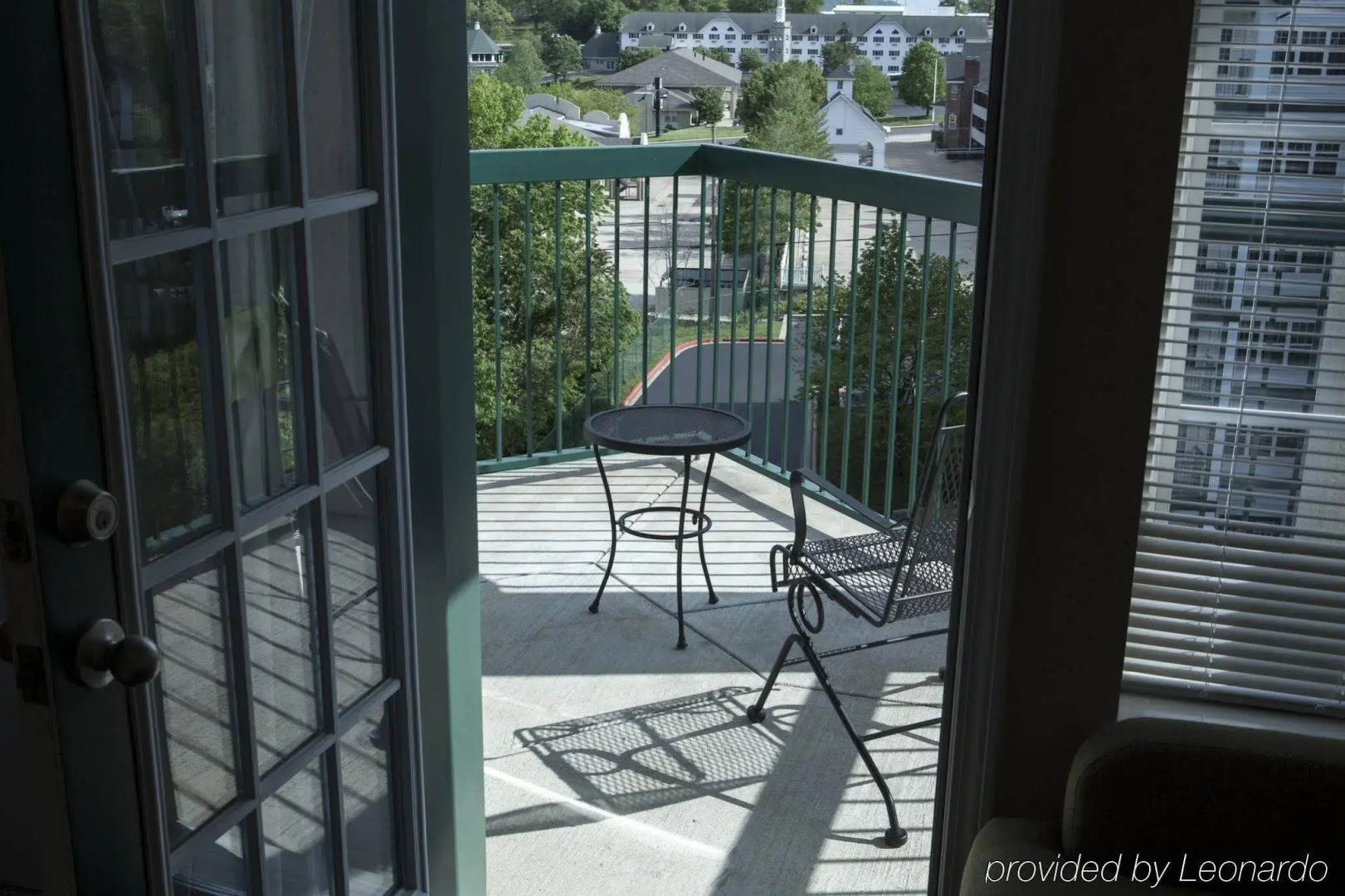 Surrey's Carriage Place Resort