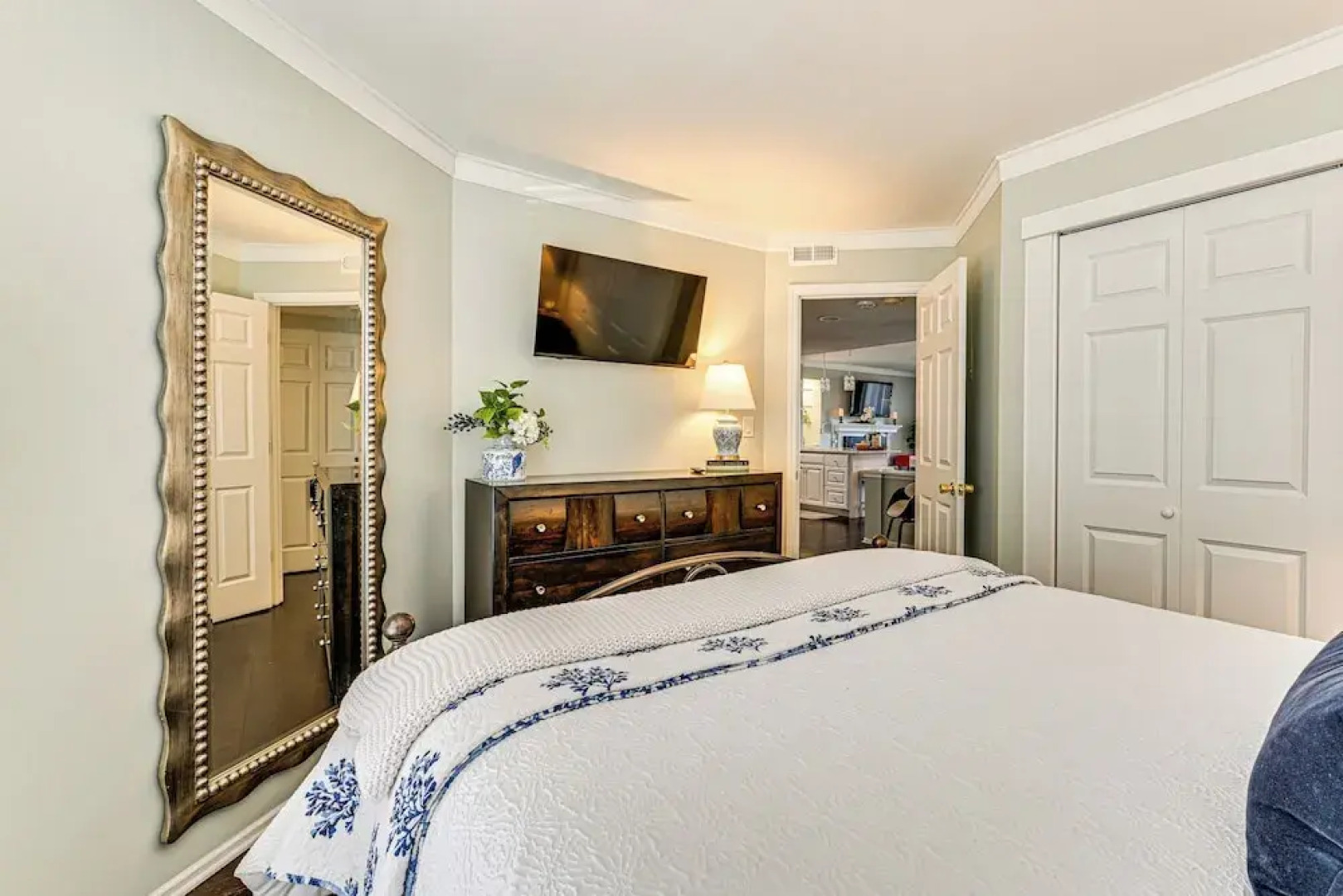 Waterfront Lake Norman Retreat w/ Pool Access!