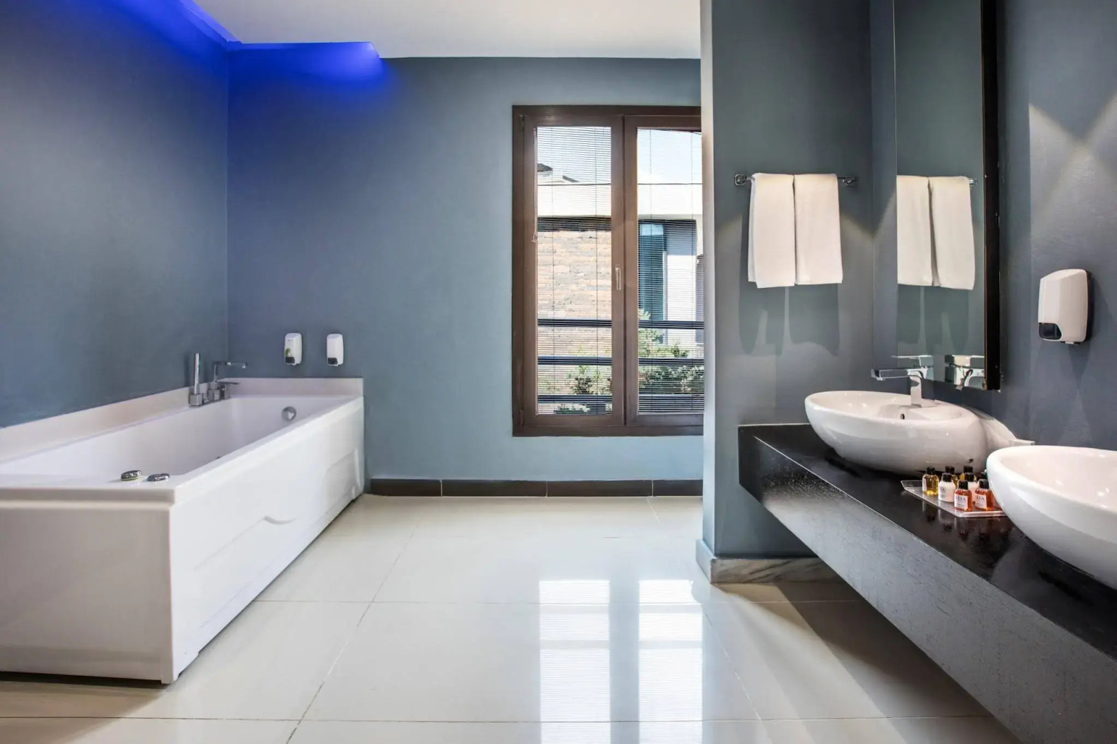 Aria Claros Beach & Spa Resort – All Inclusive