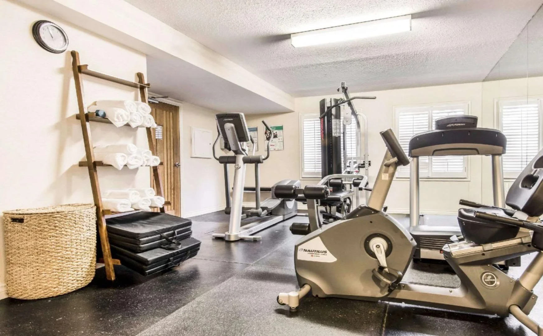 Spark by Hilton Toronto Mississauga