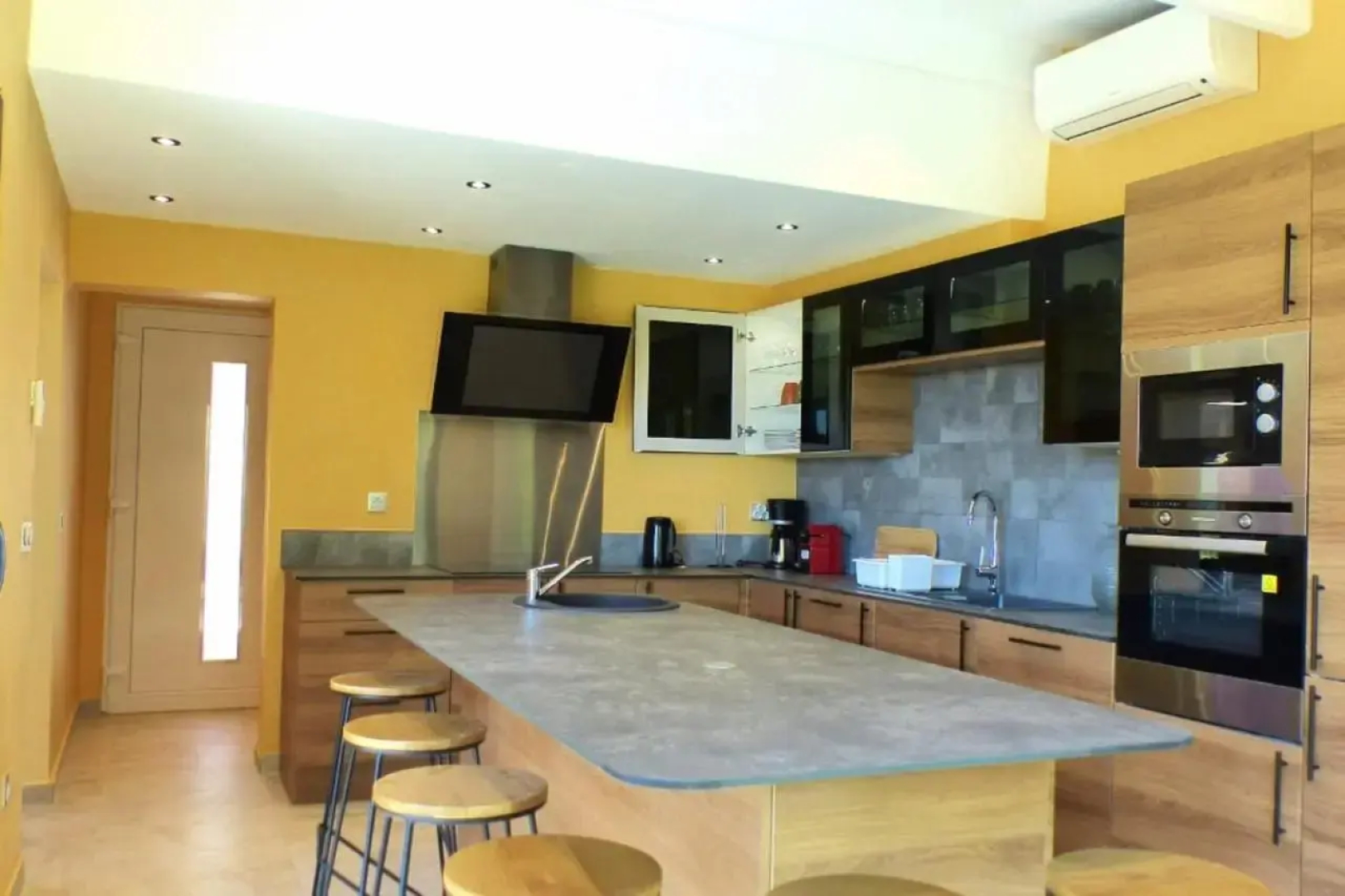 45m in residence with POOL and GARDEN