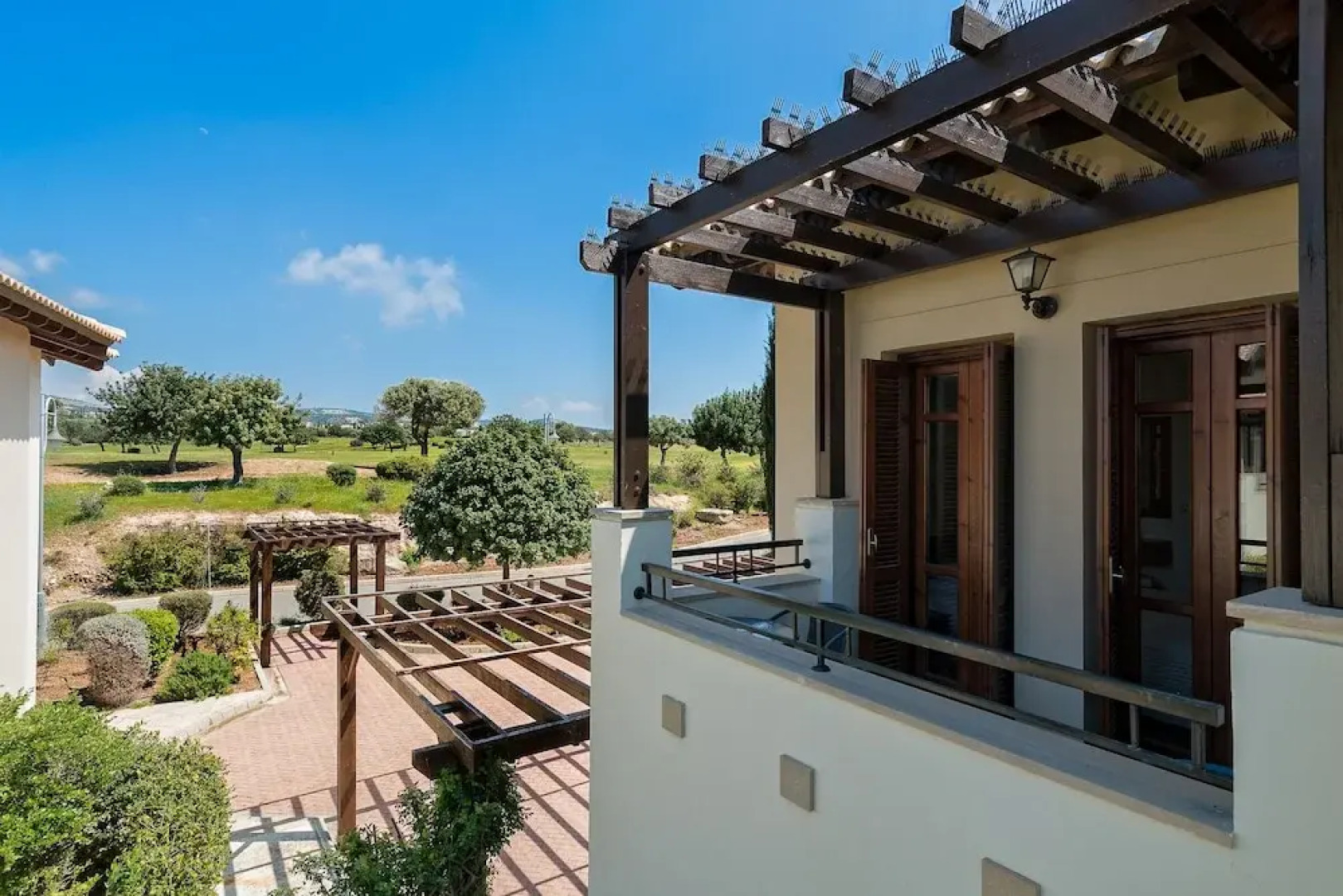 Charming 2 bedroom apartment 'DC11' - with communal pool and resort facilities, Helios Heights village on Aphrodite Hills Resort