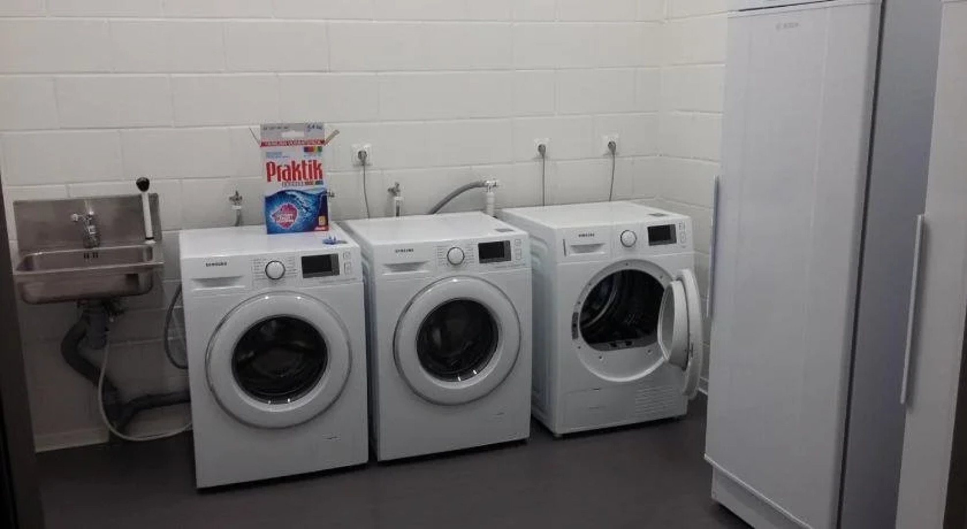 Pärnu Rannastaadioni Hostel