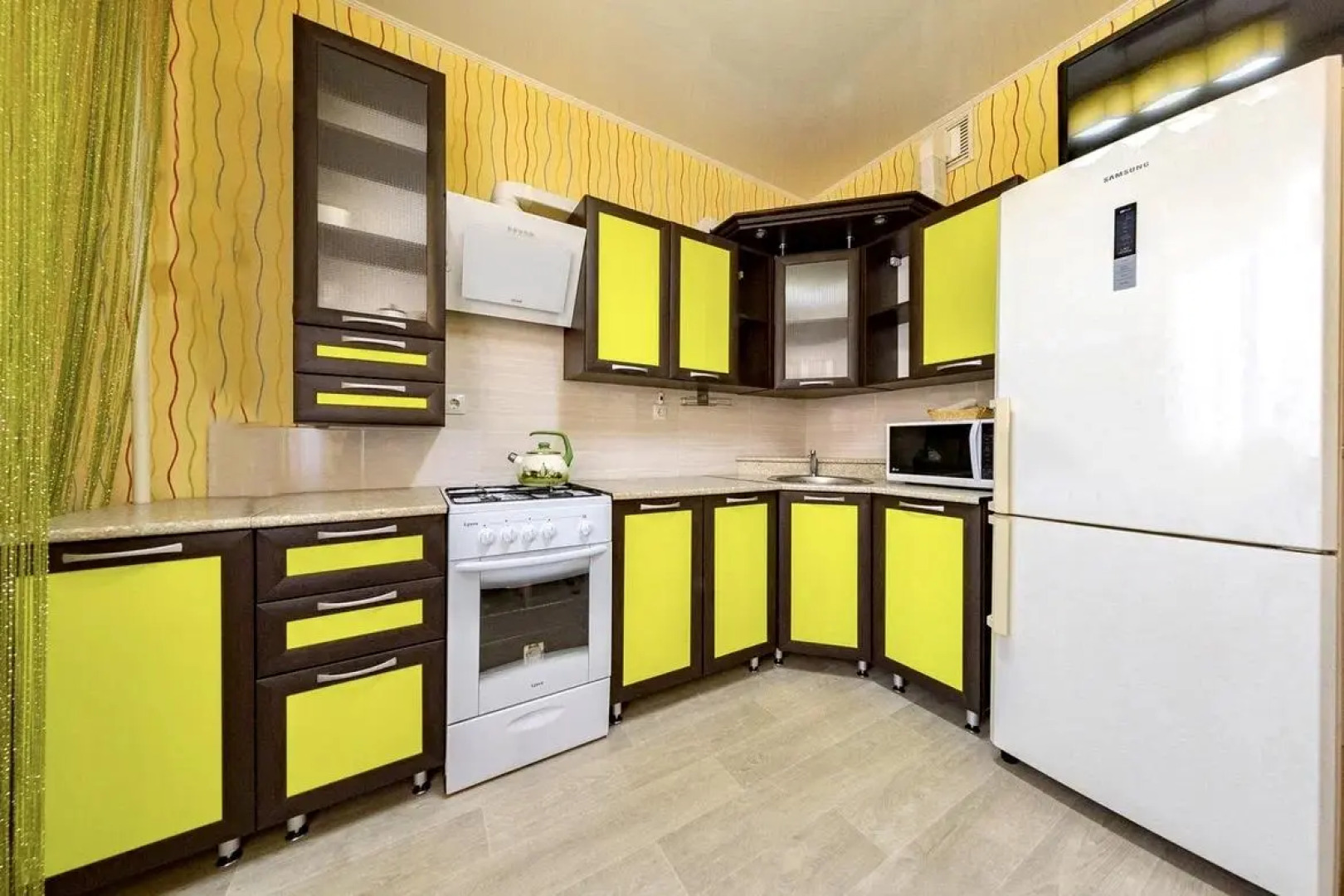 4 Сезона в микрорайоне Созидателей