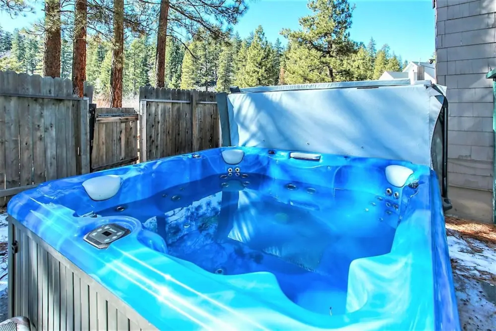 Fawnskin Chalet-1826 by Big Bear Vacations