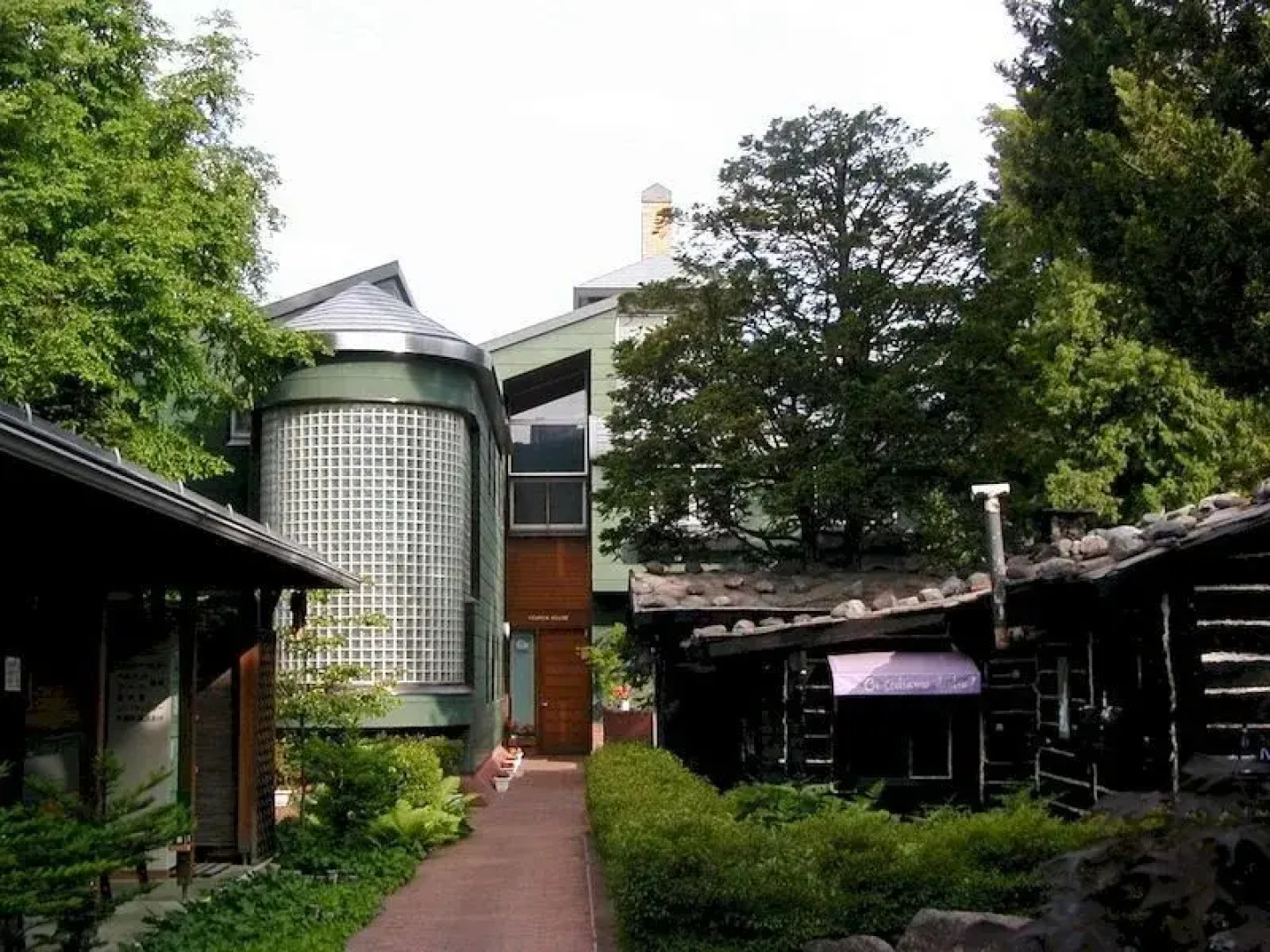 B and B Youpen House