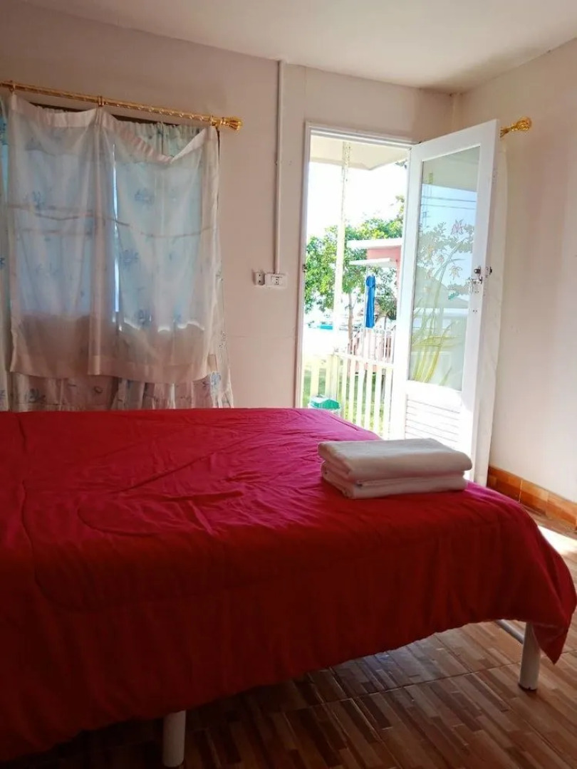 The White House Resort