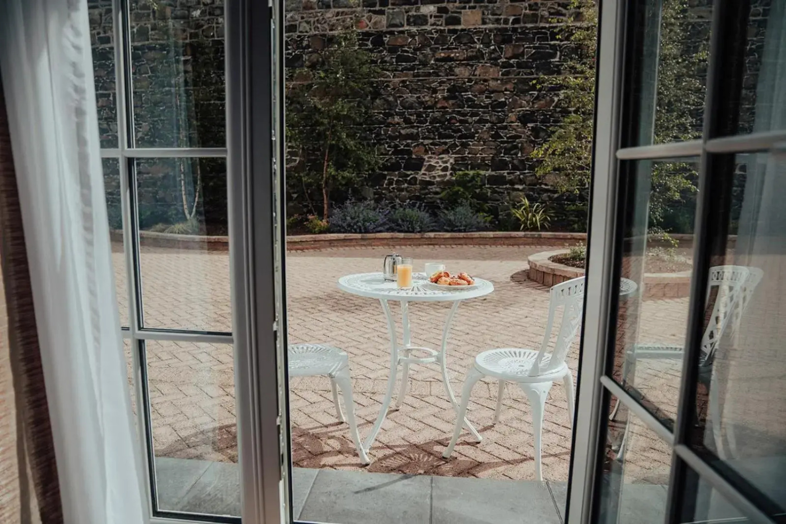 Dunadry Hotel and Gardens