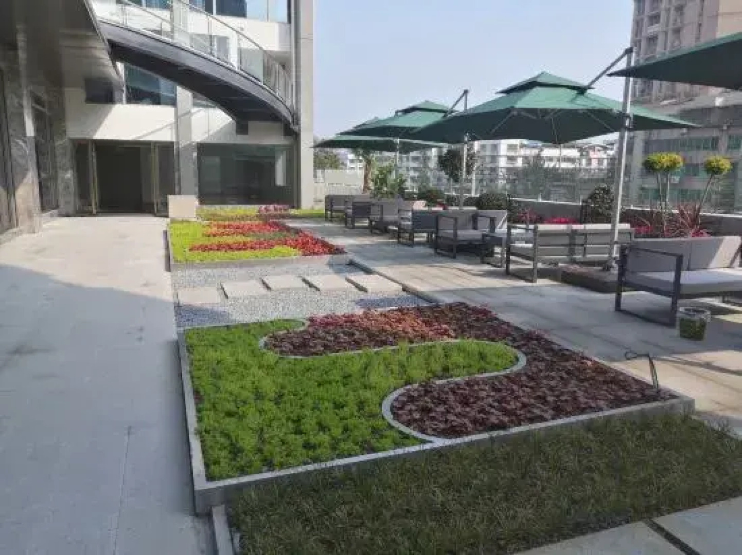 Longchang Jingu Hotel