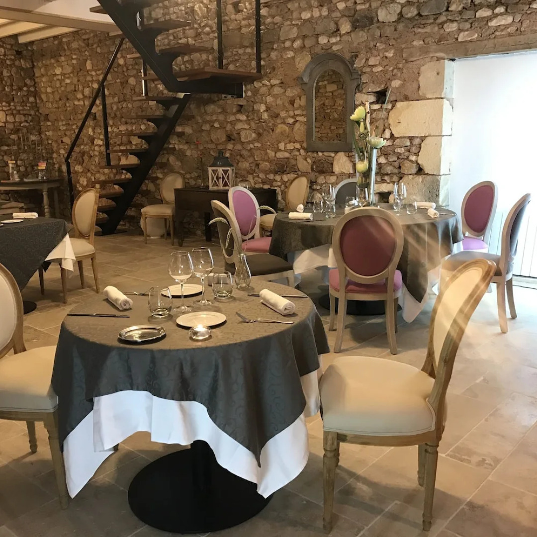 Manoir De Pierre Levée, The Originals Collection