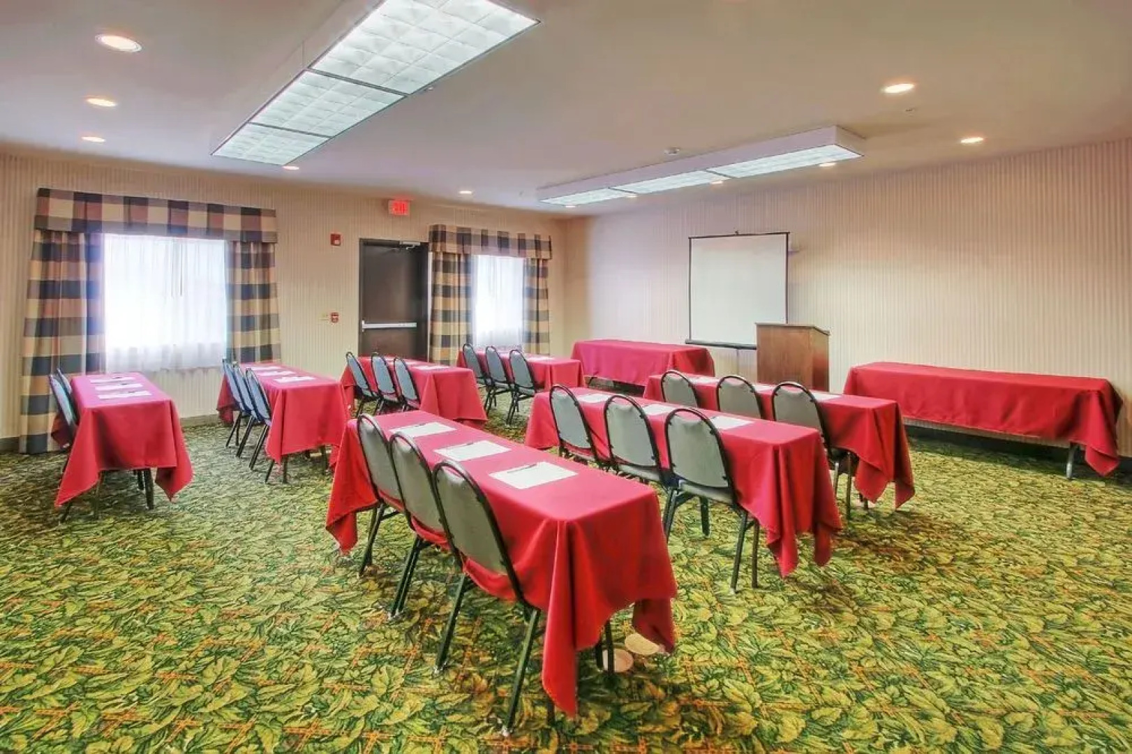 Holiday Inn Express Hotel & Suites Portales