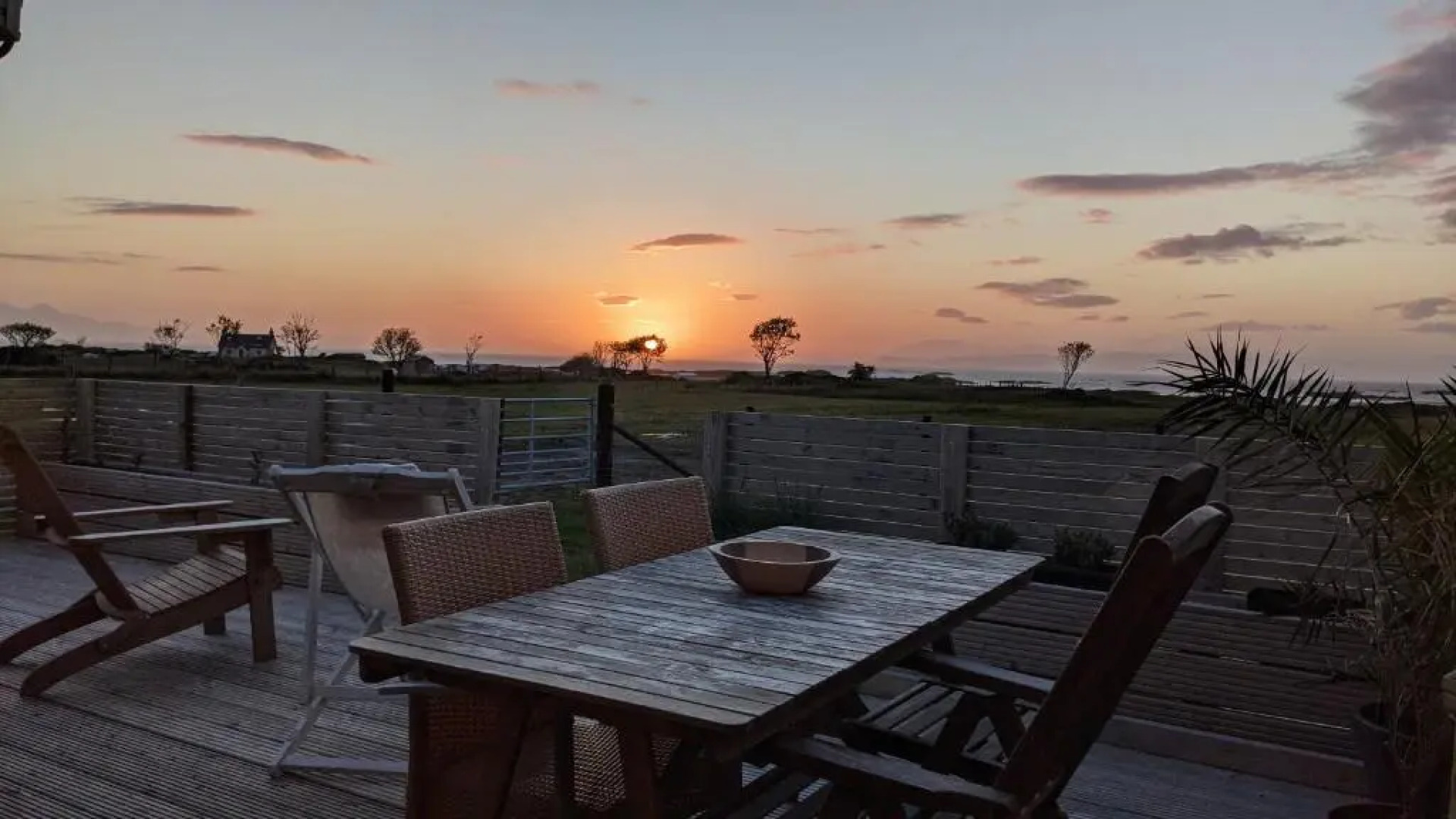 Litua Caravan with stunning sea views