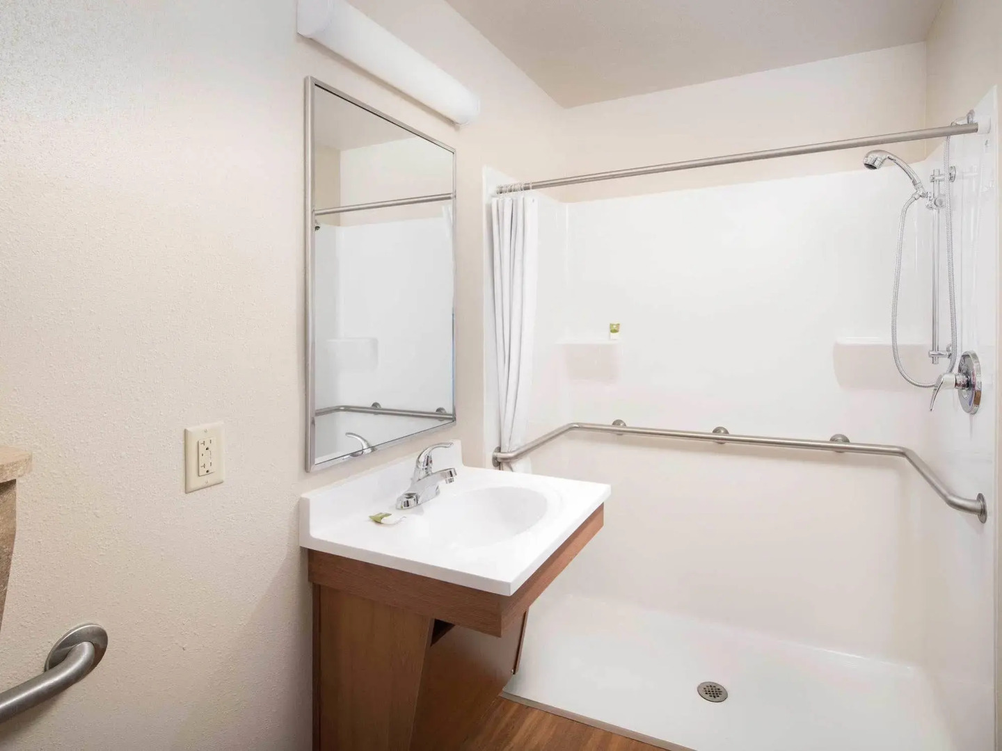 Extended Stay America Select Suites - Grand Rapids - Wyoming