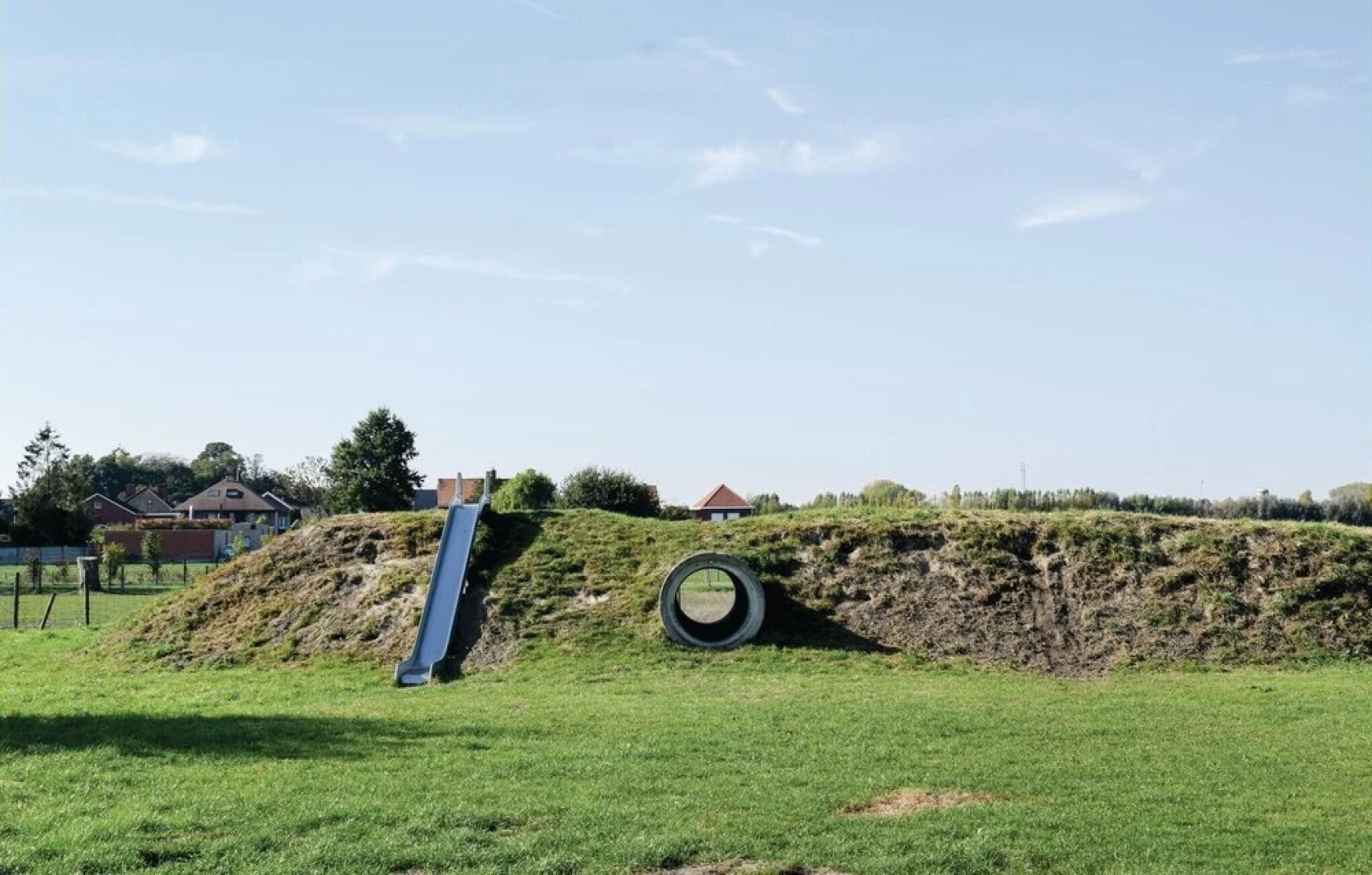 Stunning Home in Ruiselede With 4 Bedrooms, Sauna and Wifi