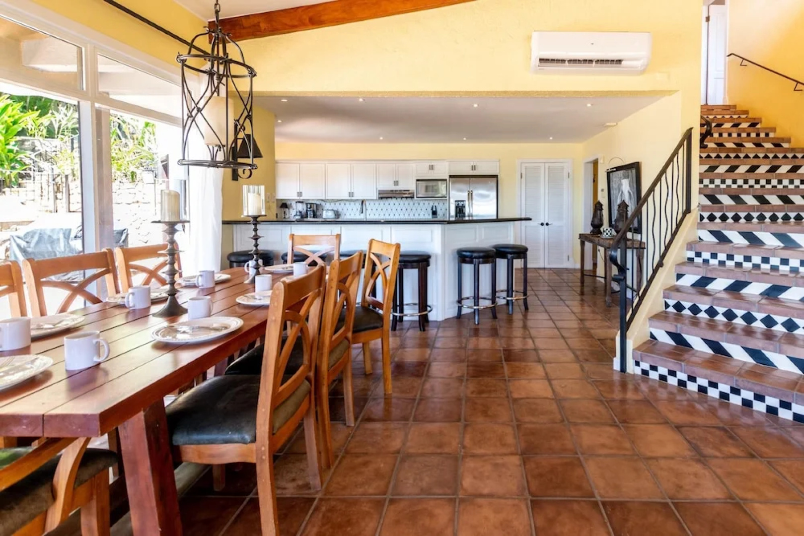 Luxury Flamingo home with ocean view sleeps 10 - walking distance from beach