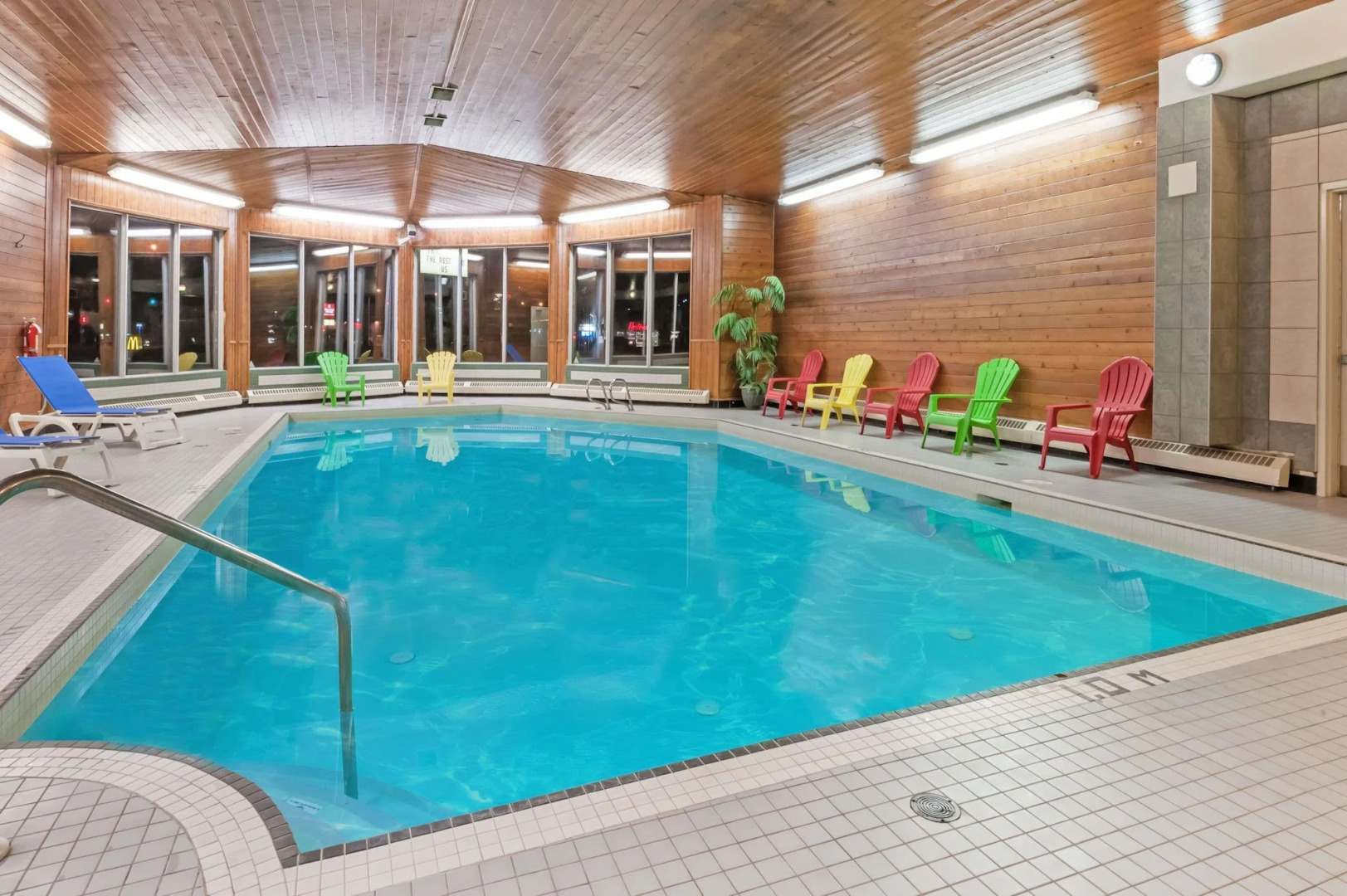 Stony Plain Inn and Suites