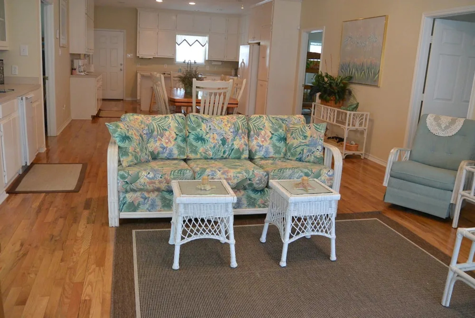 Lotz A View 4 Bedroom Home