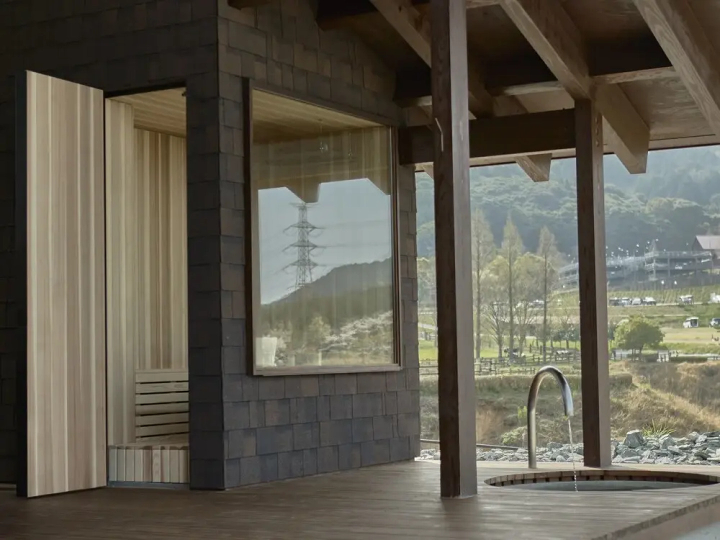 Snow Peak YAKEI SUITE ABURAYAMA FUKUOKA