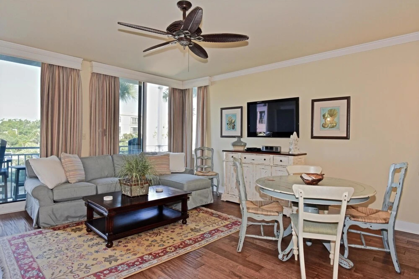 Six Palms 2B 2 Bedroom Condo By Coastal Dreamin