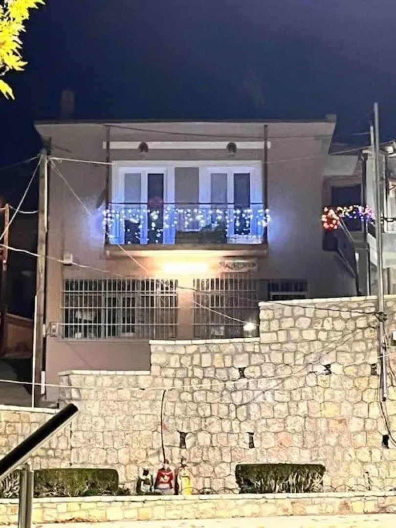 «Έλα…Δάρα» Home