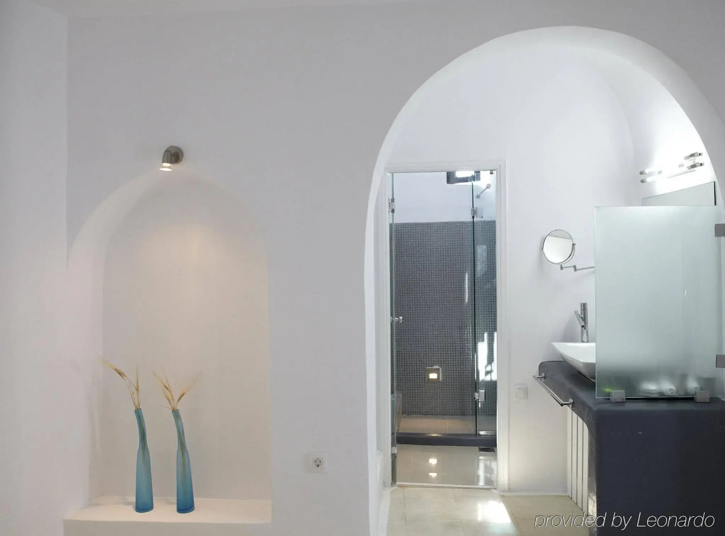 Sun Rocks Boutique Hotel