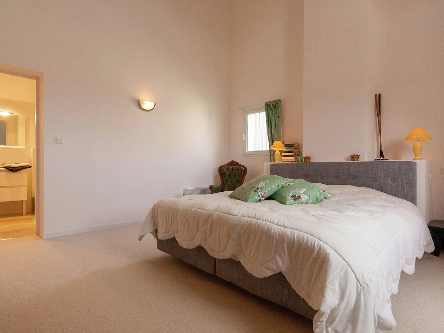 Spacious Luxury Villa With Private Heated Pool at an Golf Course