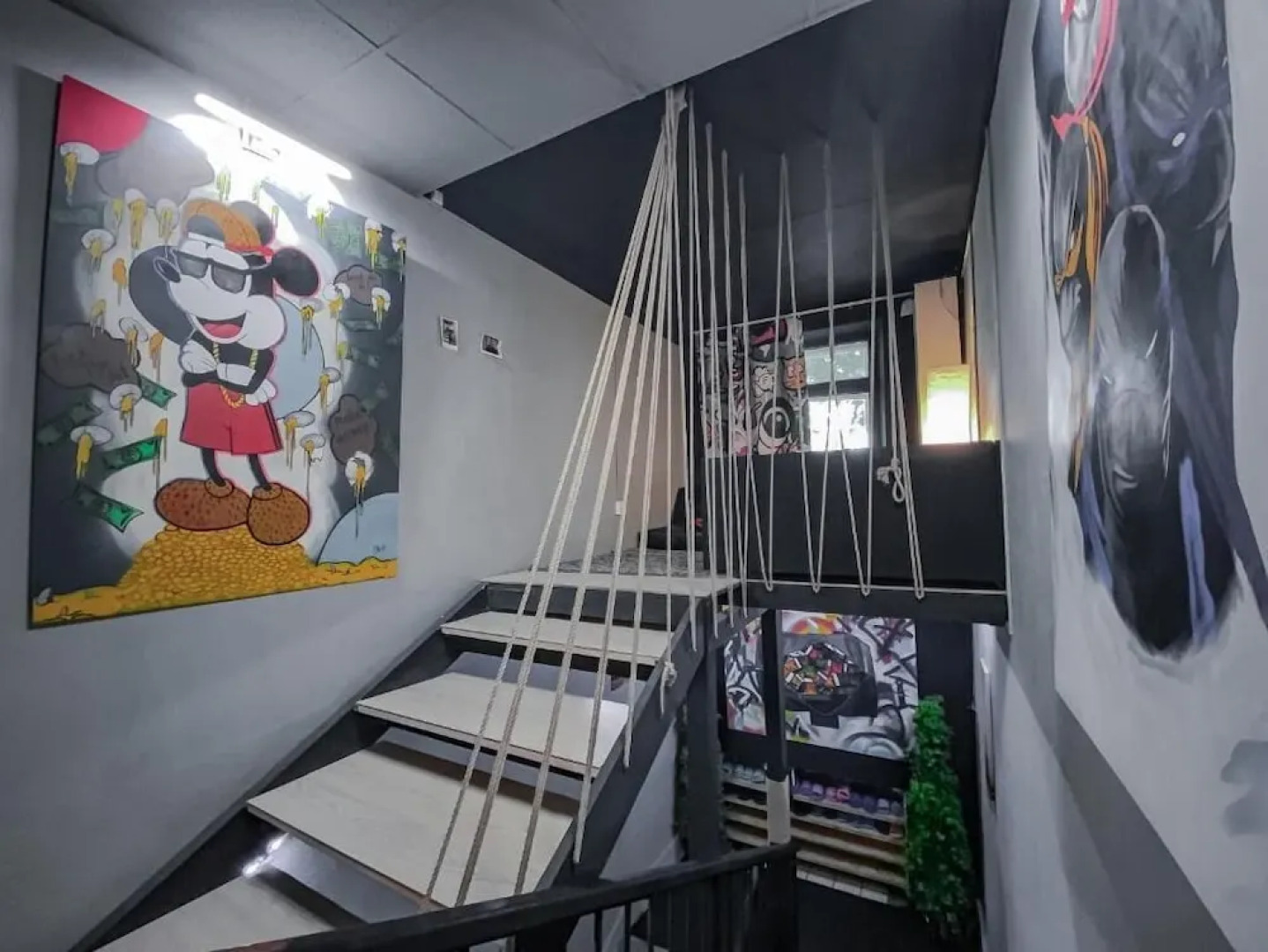 Капсульный отель Yes