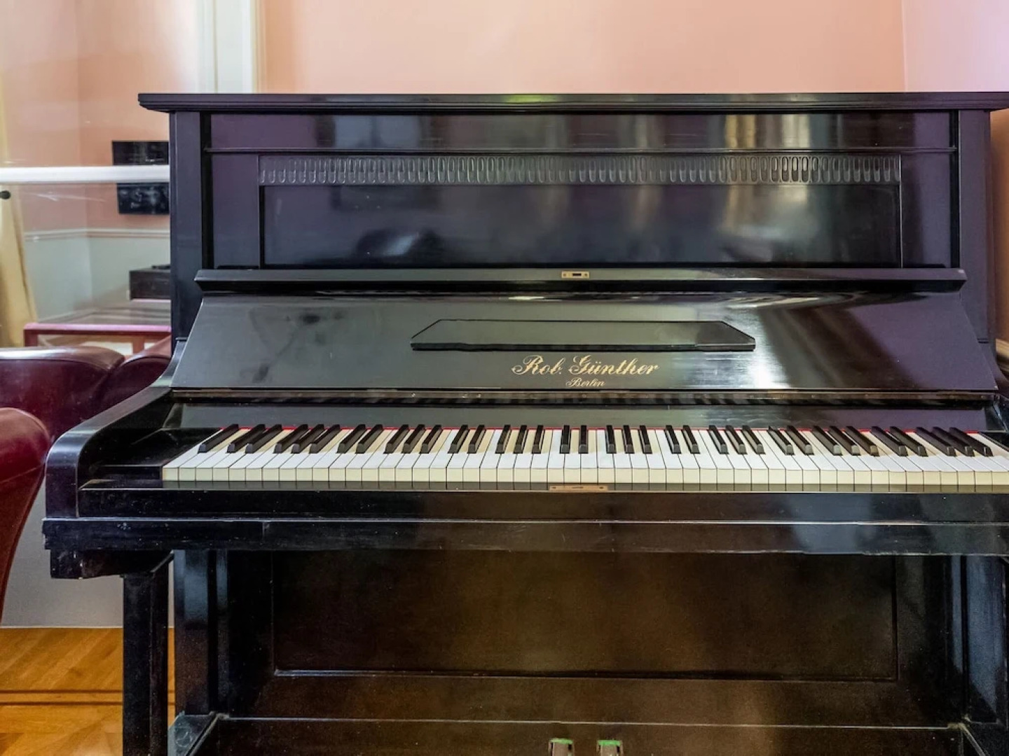 Boutique Holiday Home in Kruibeke with Garden