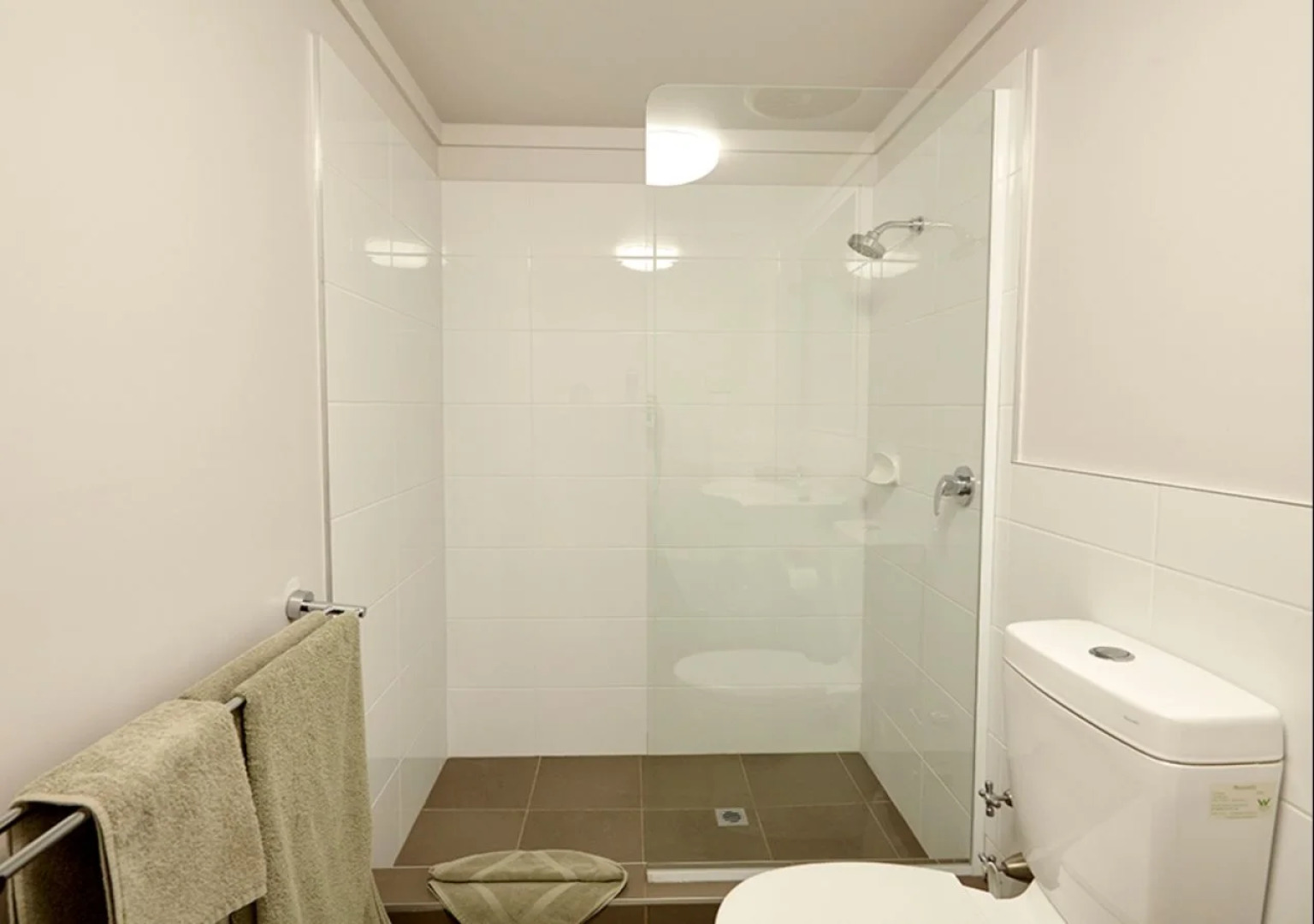 The Lodge Motel, Newman