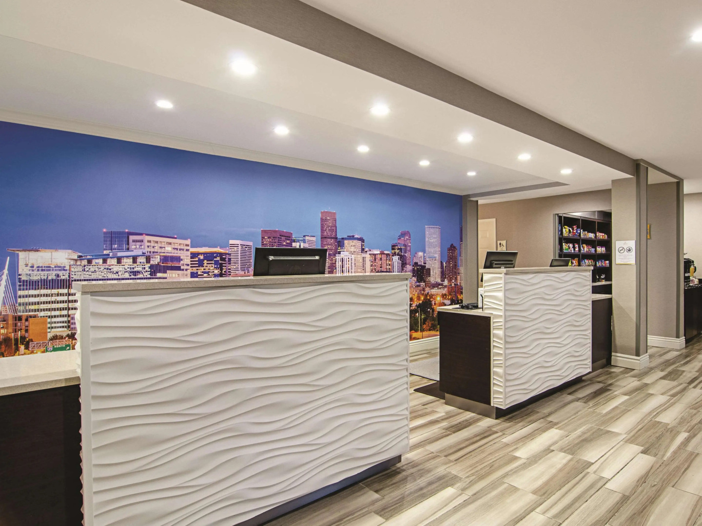 La Quinta Inn & Suites by Wyndham Denver Airport DIA