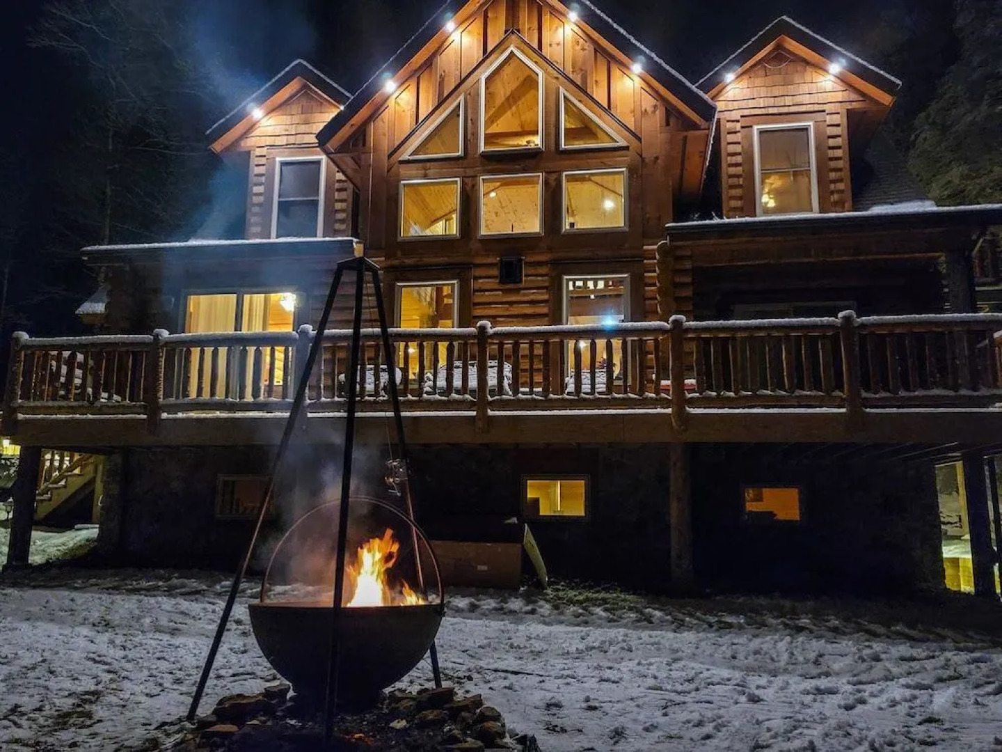 Big Log Lodge