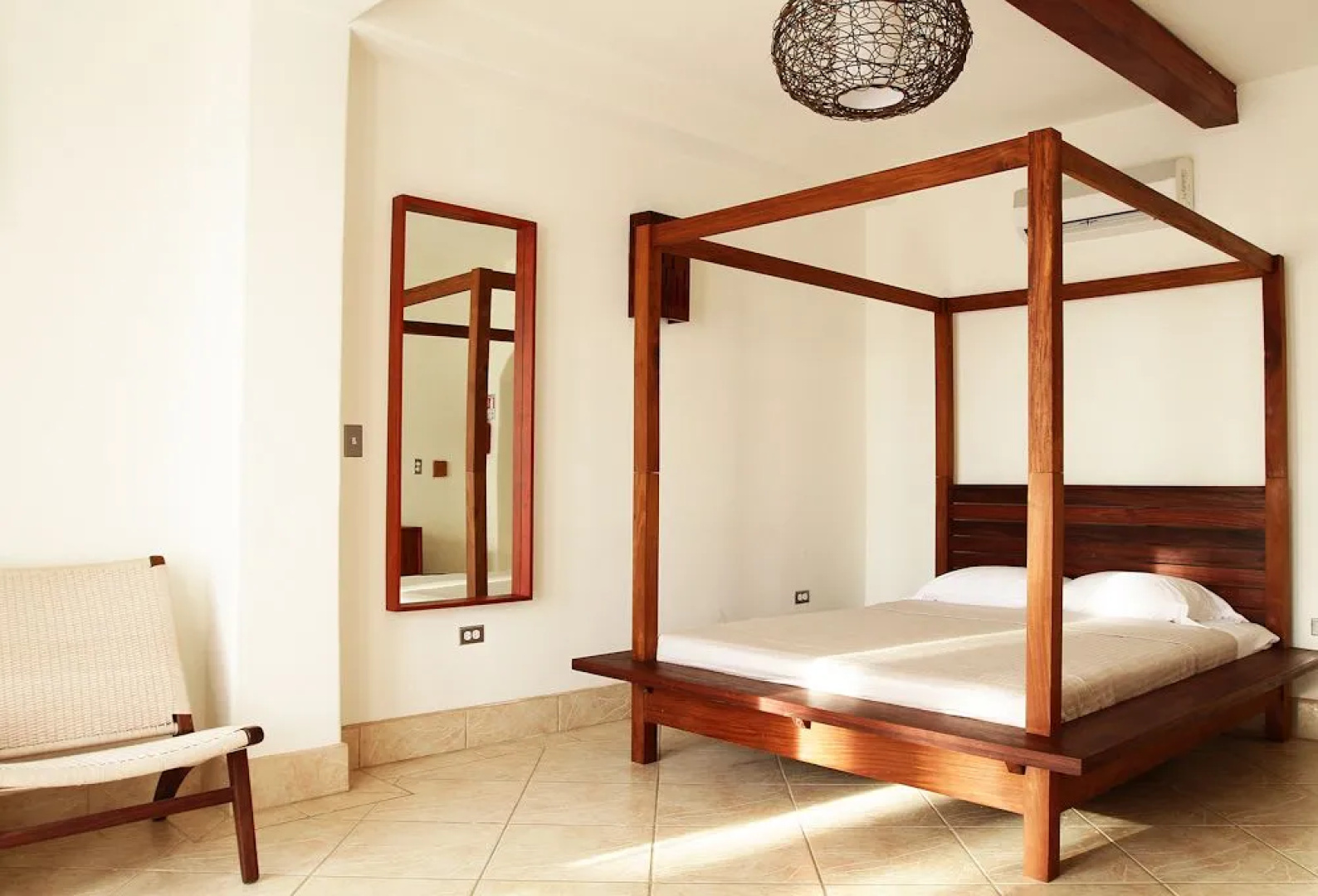 Hotel Alcazar
