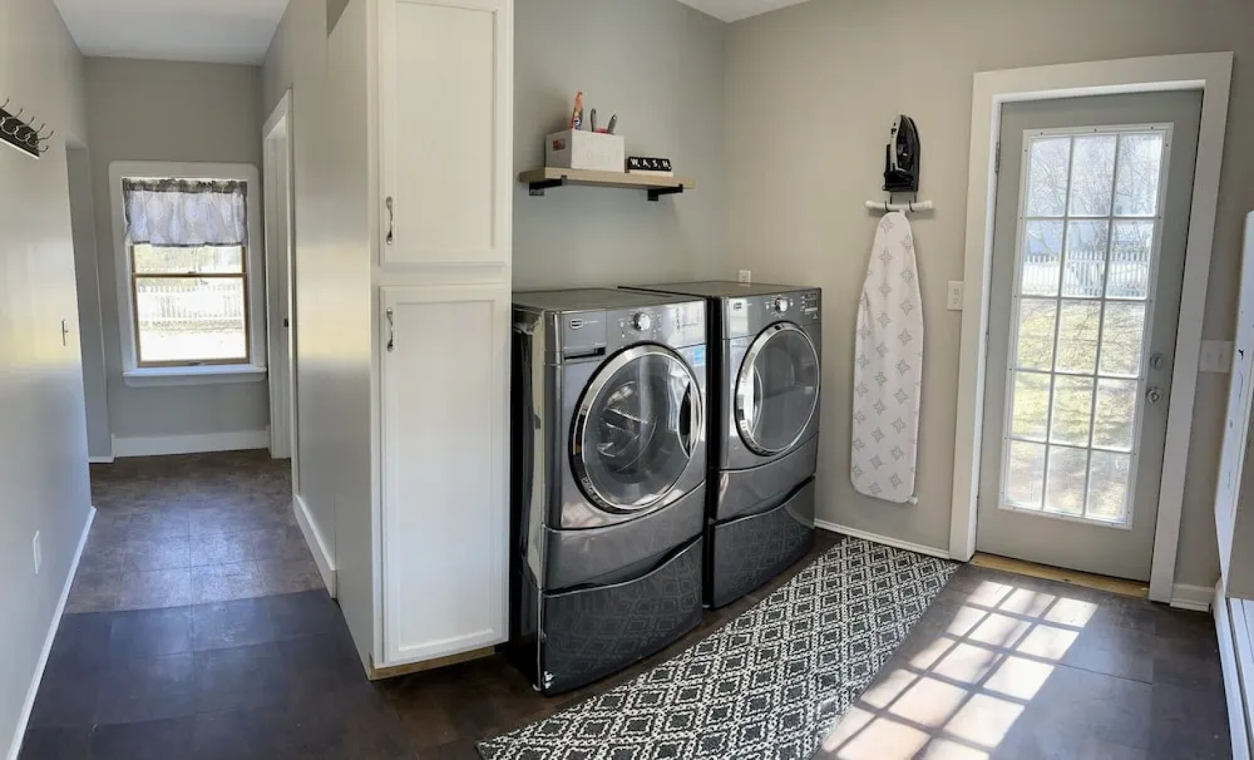 Valcour Inn & Boathouse