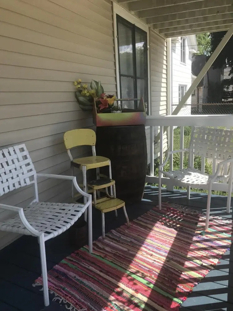 Charming Apartment in the Heart of Oshkosh