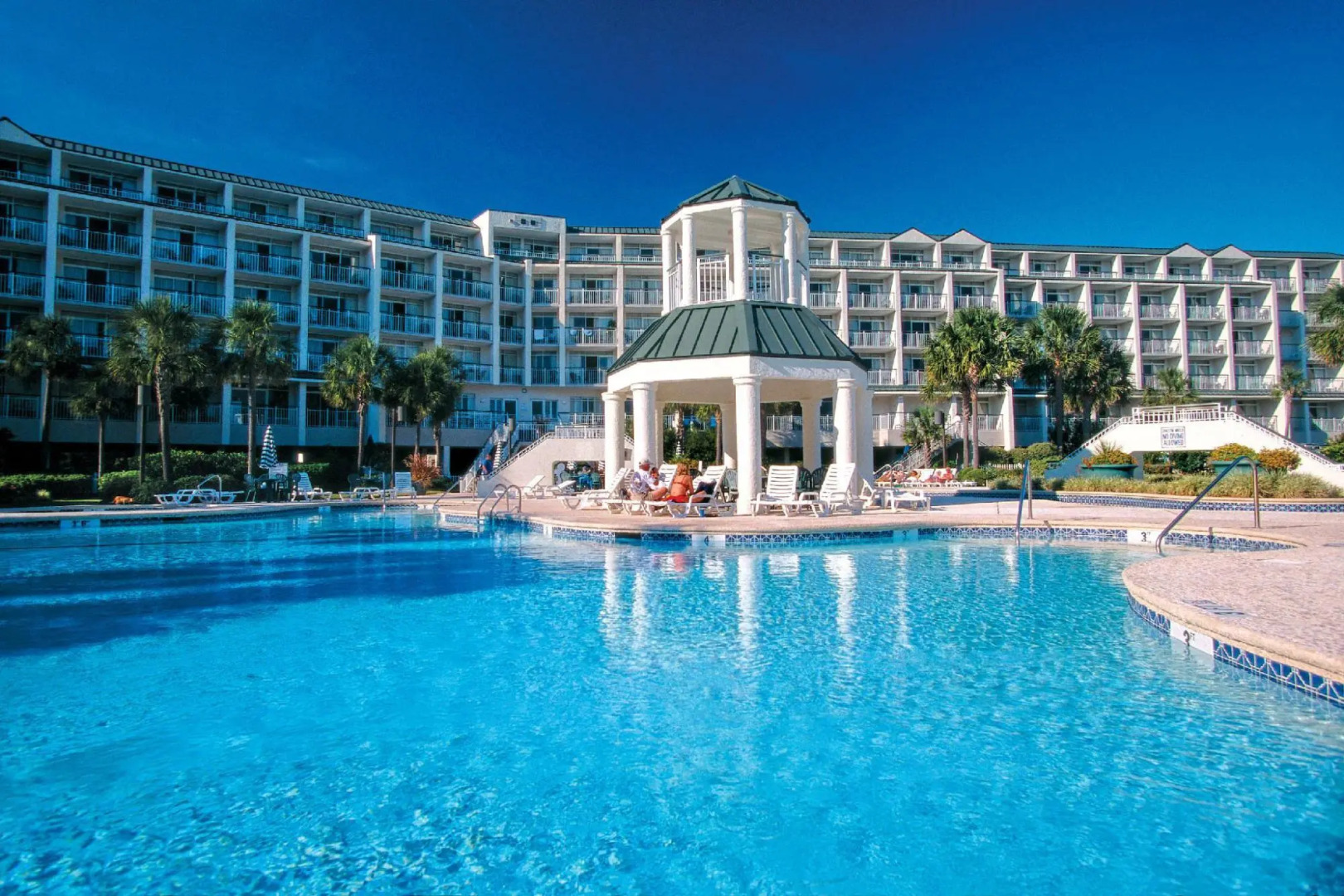 Litchfield Beach & Golf Resort