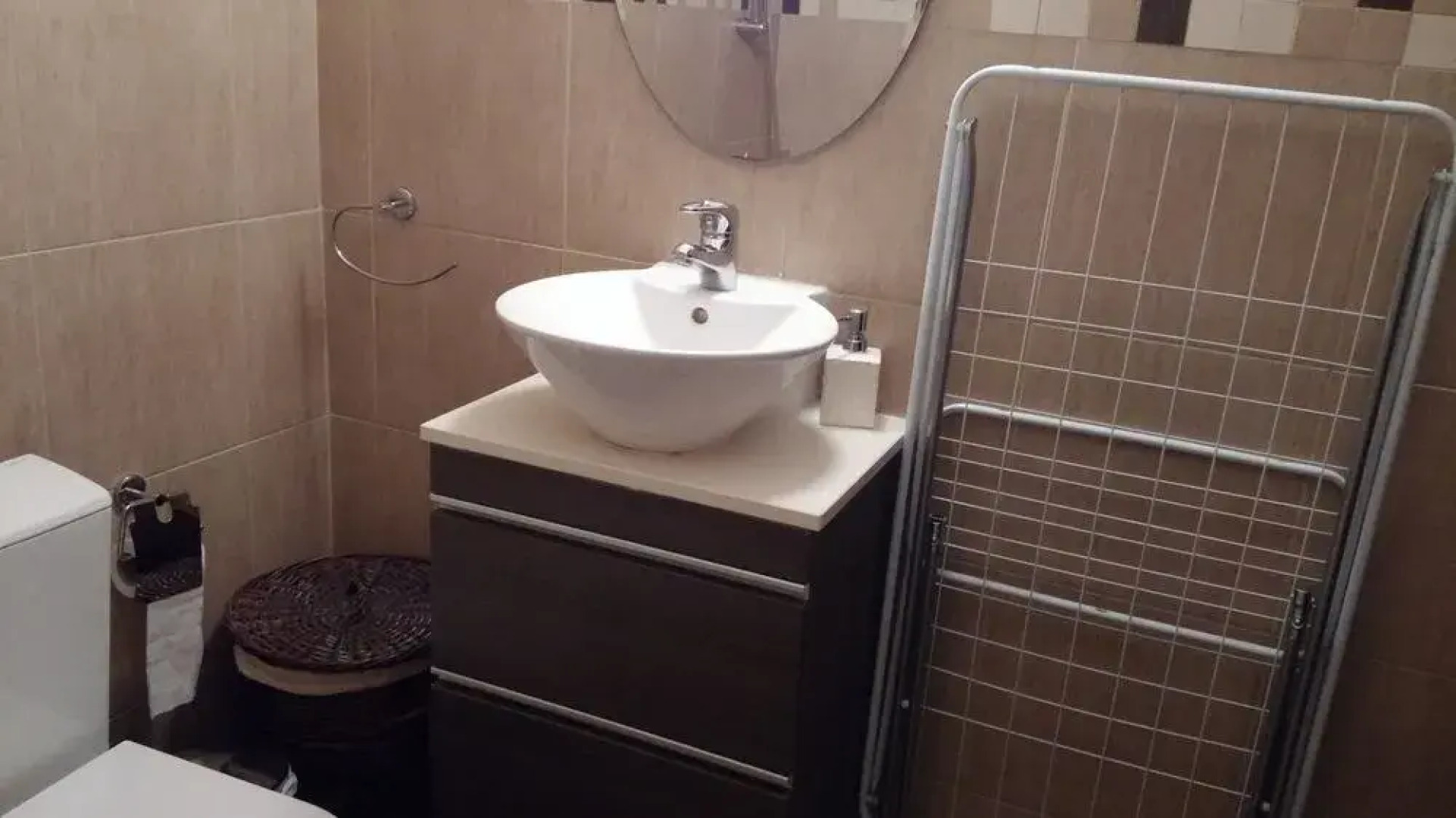 Green Valley Modern Studio