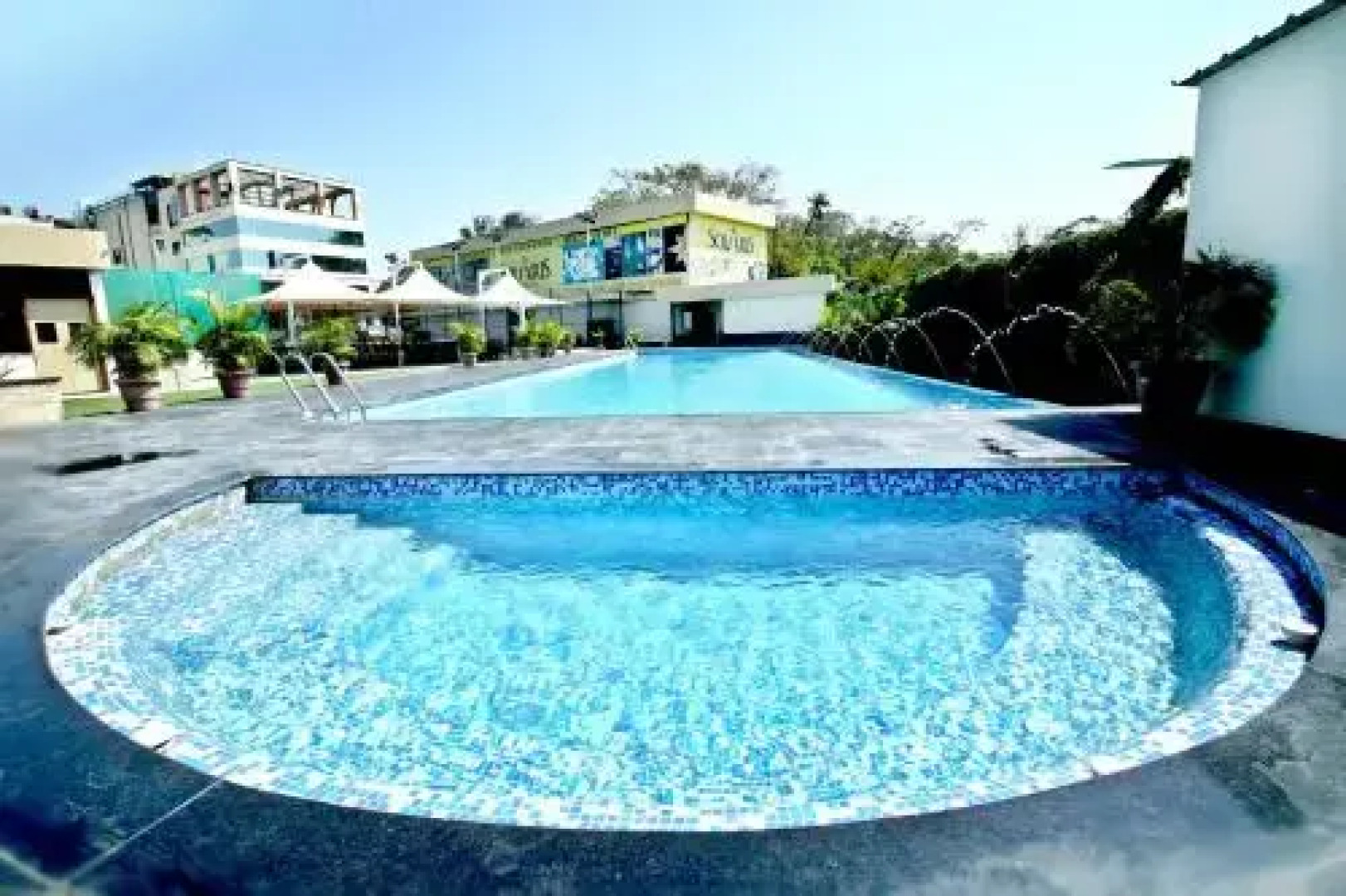 Solaris Hotel And Club