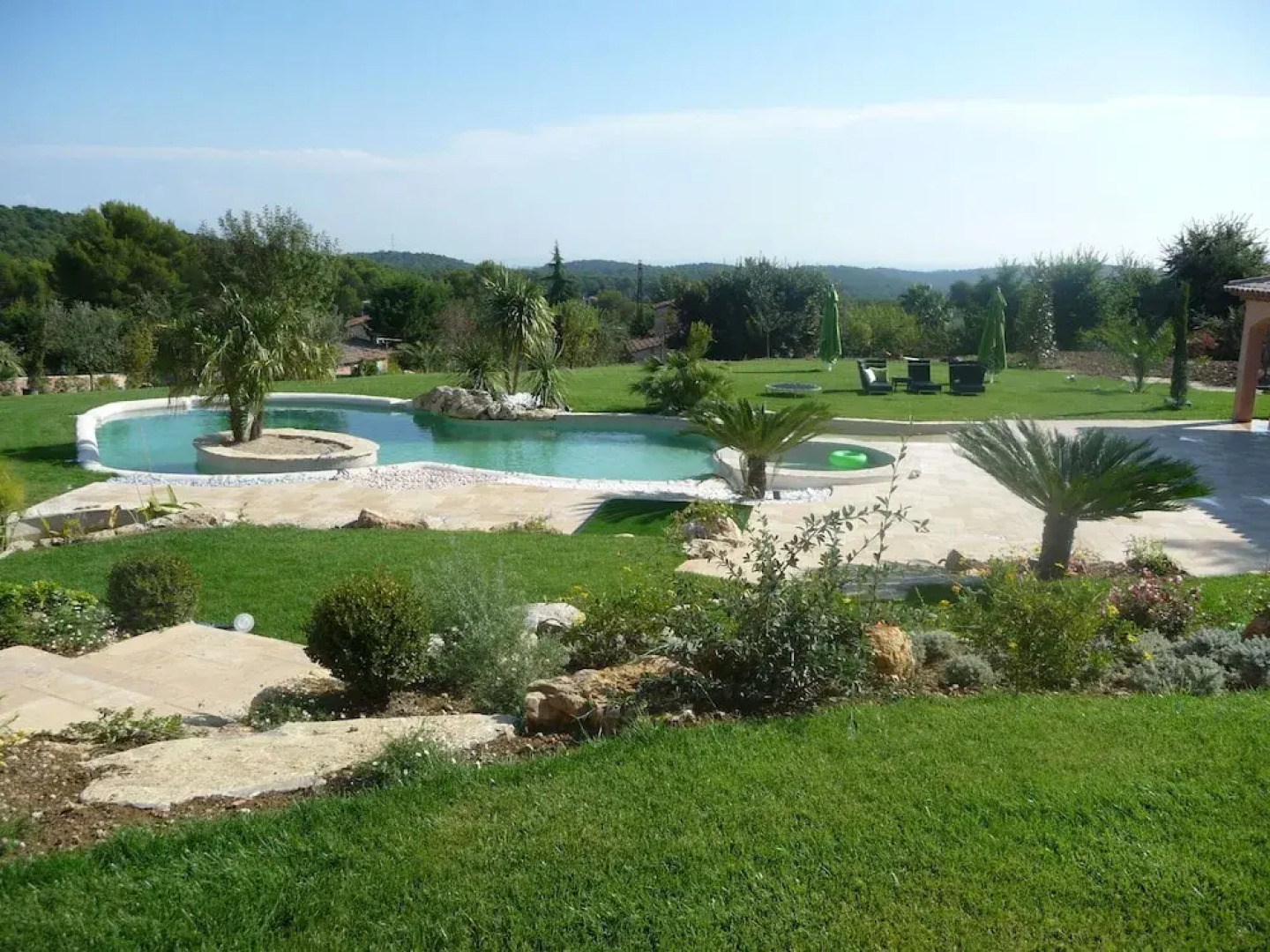 HAVRE DE PAIX" 5 étoiles Prestige jacuzzi, hammam, sauna, PISCINE chauffée Mougins Cannes Grasse