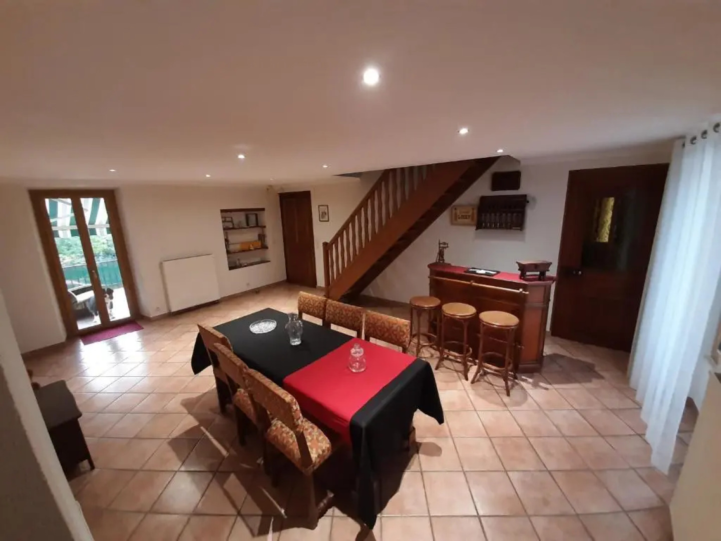 8 personnes, spacieux tout-confort à Albertville