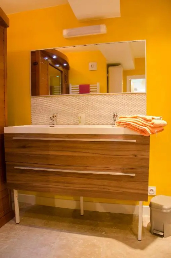 Le Saint Léonard...Il est Jaune