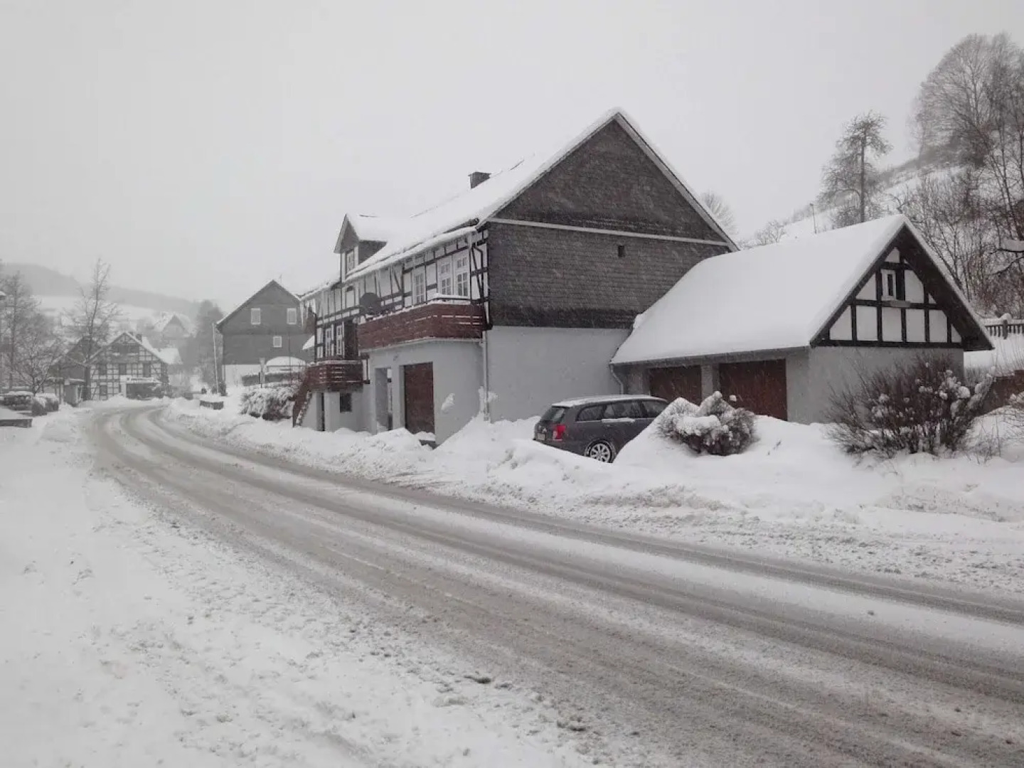 A Comfortable, Large House With Wifi in Hochsauerland, Suitable for 14 Persons