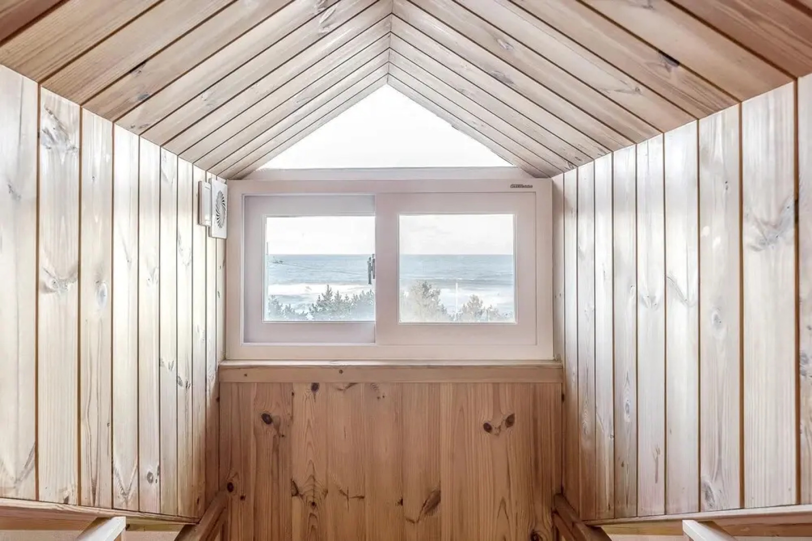 Gangneung Bluebaech Pension