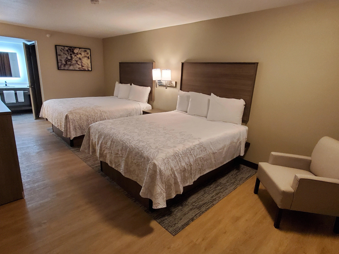 Red Roof PLUS+ Chula Vista