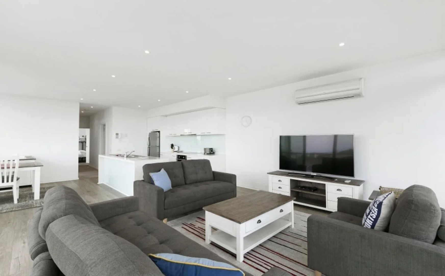 Whitewater Apartments