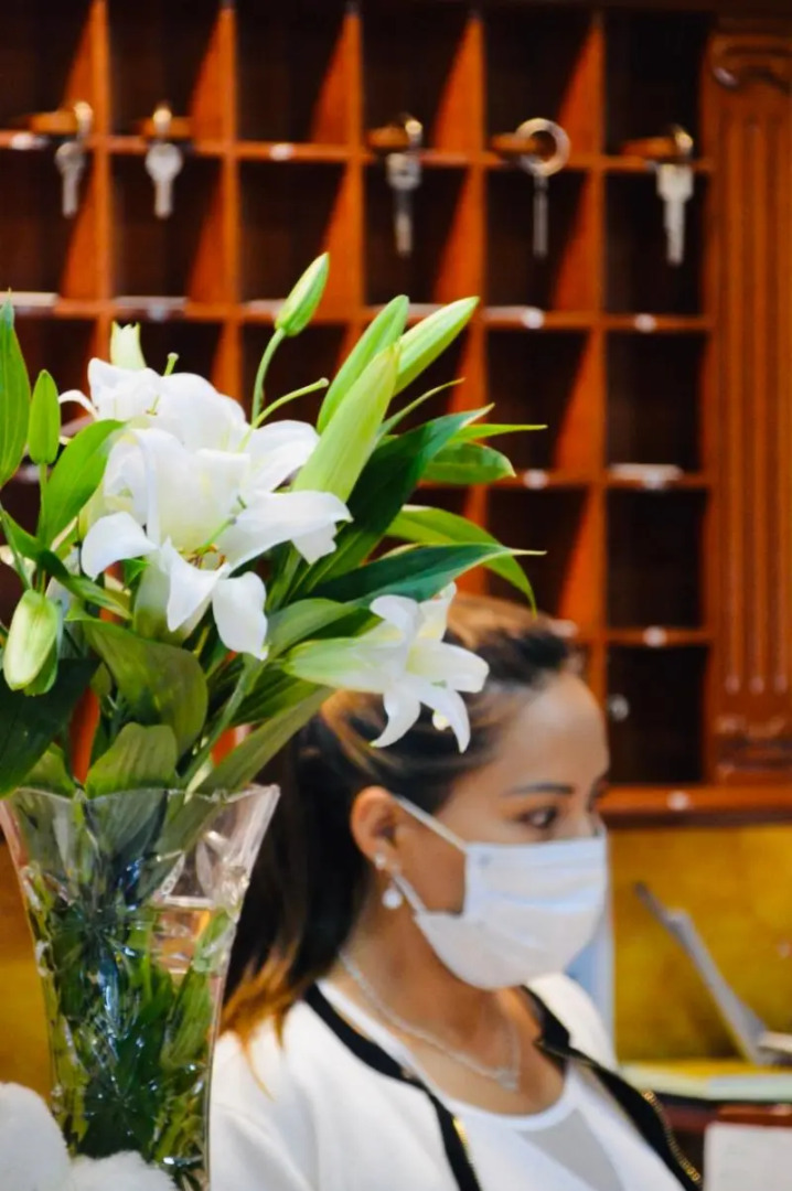 Las Brisas Centro Hotel